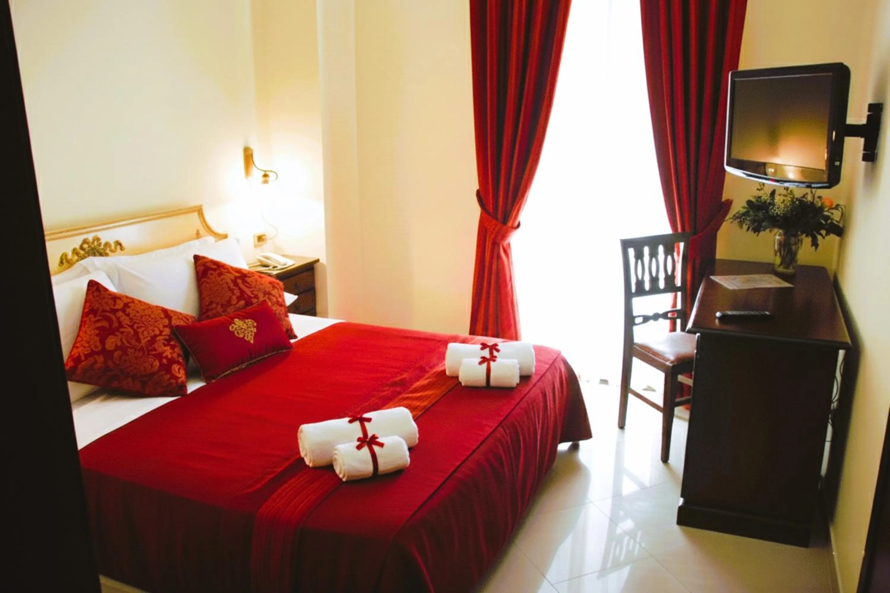 TV and multimedia, Bed in Garibaldi Relais