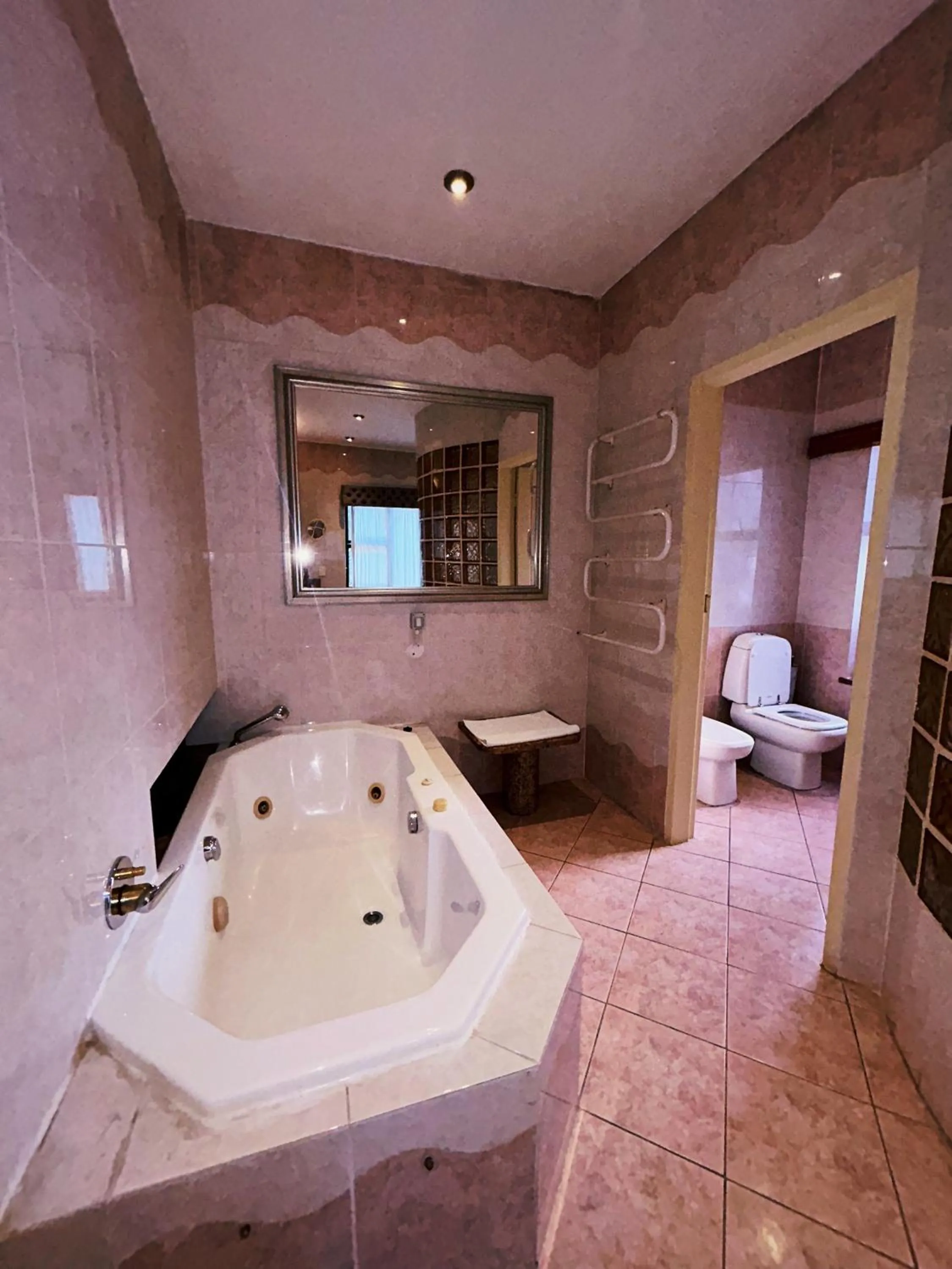 Toilet in Villa Simonne