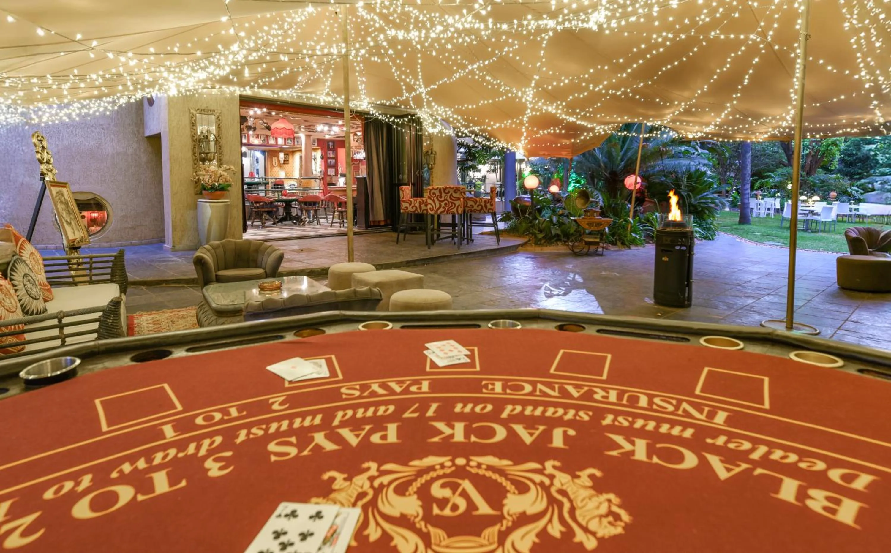 Lounge or bar in Villa Simonne