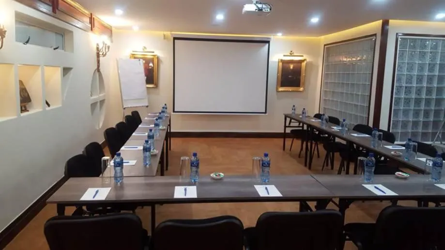 Meeting/conference room in Villa Simonne