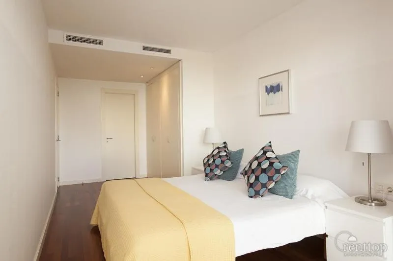 Bed in Rent Top Apartments Beach-Diagonal Mar