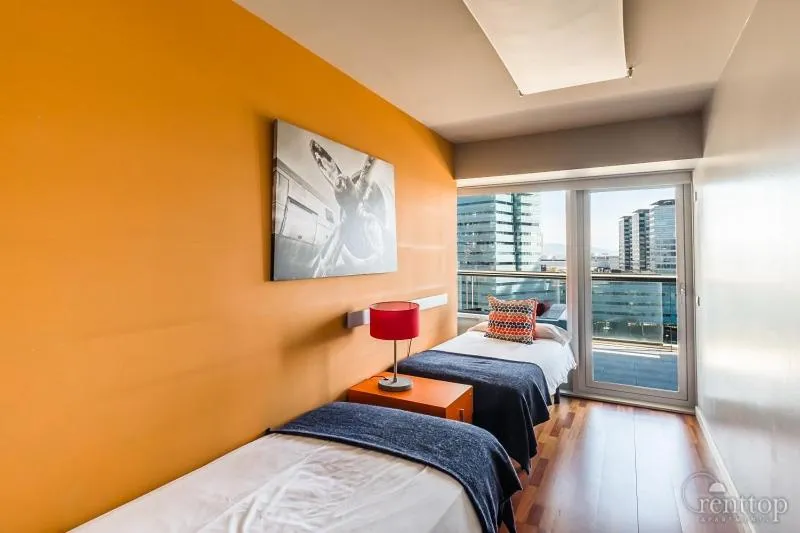 Bed in Rent Top Apartments Beach-Diagonal Mar