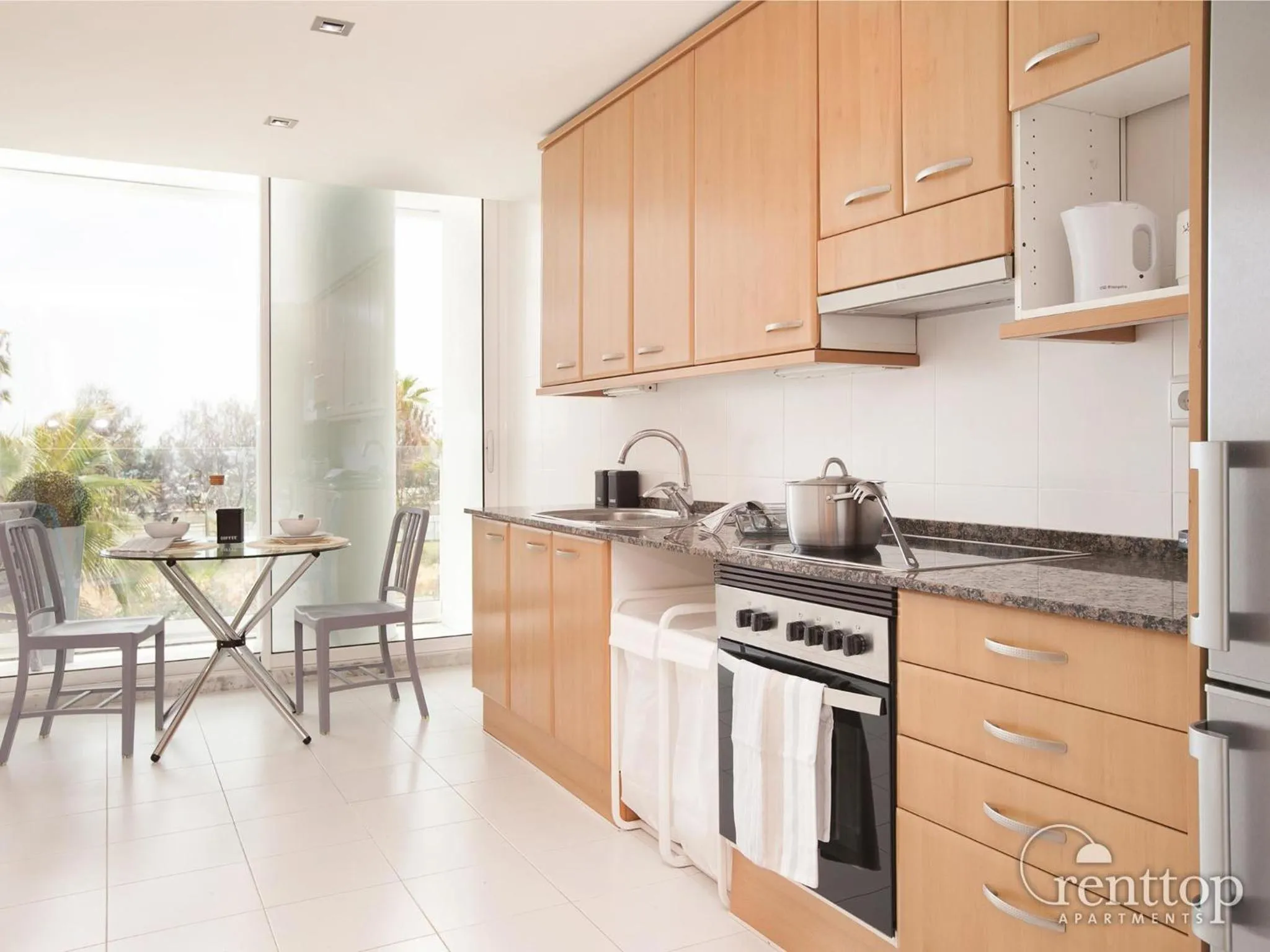 Kitchen or kitchenette in Rent Top Apartments Beach-Diagonal Mar