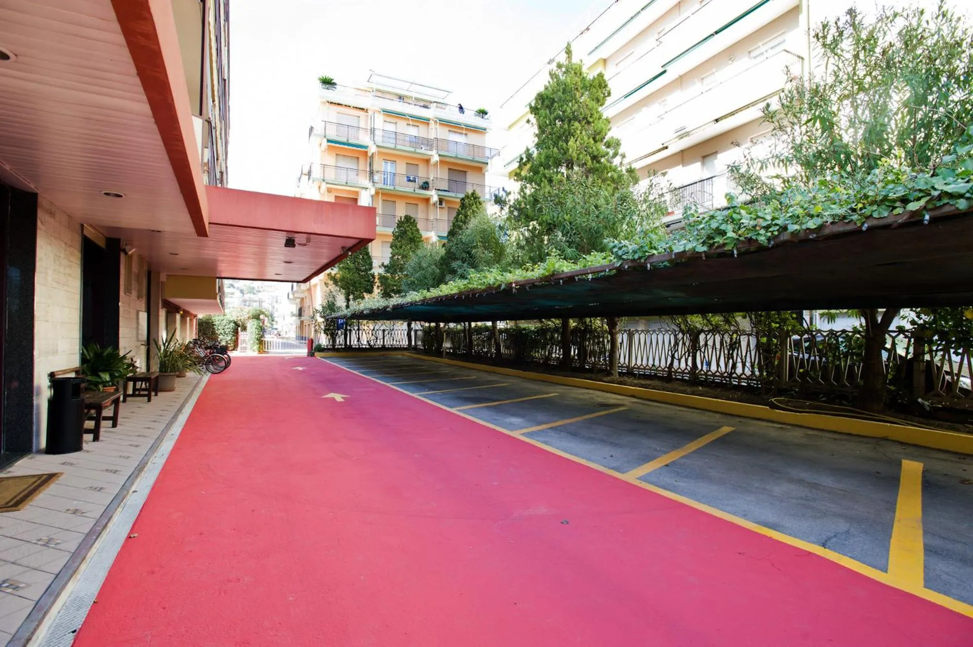 Facade/entrance in Ligure Residence