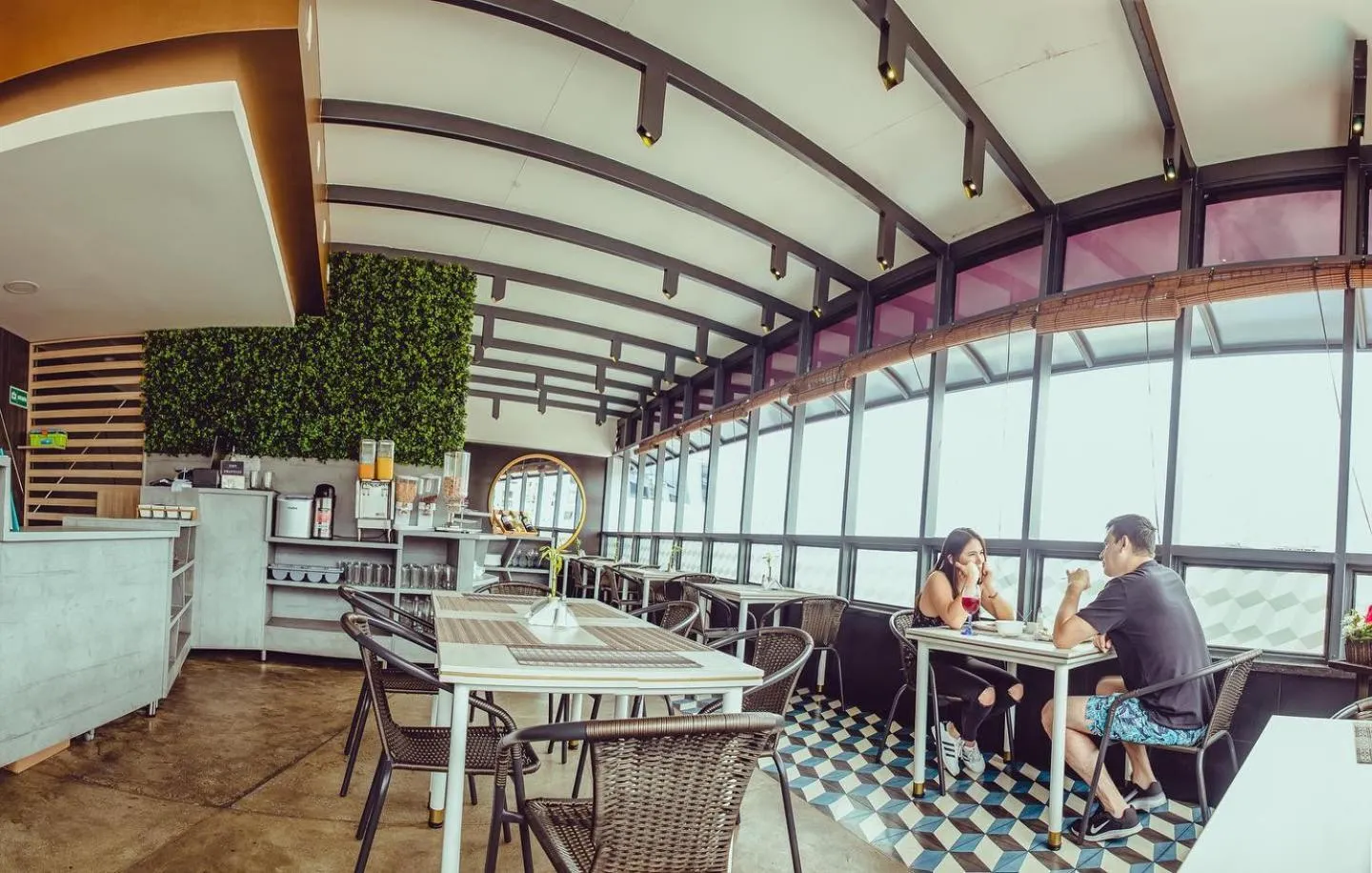 Restaurant/places to eat in Hotel Roseliere Bucaramanga