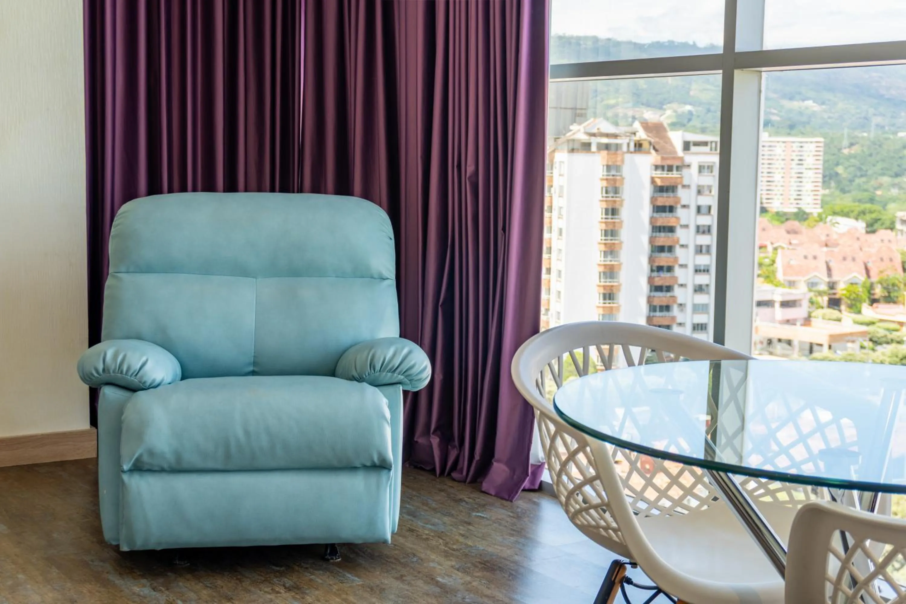 Dining area in Hotel Roseliere Bucaramanga