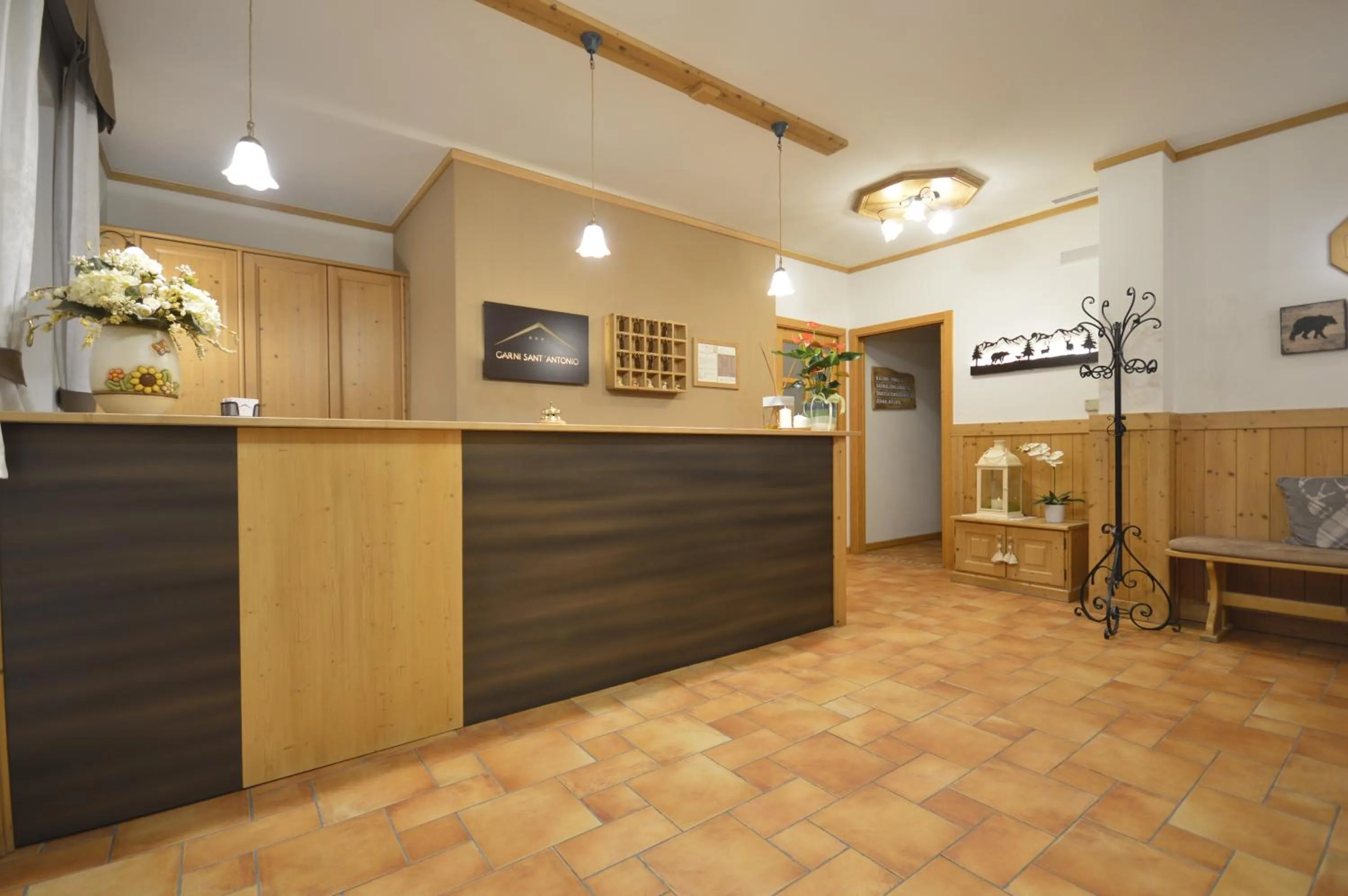 Lobby or reception in Hotel Garnì Sant'Antonio con Spa