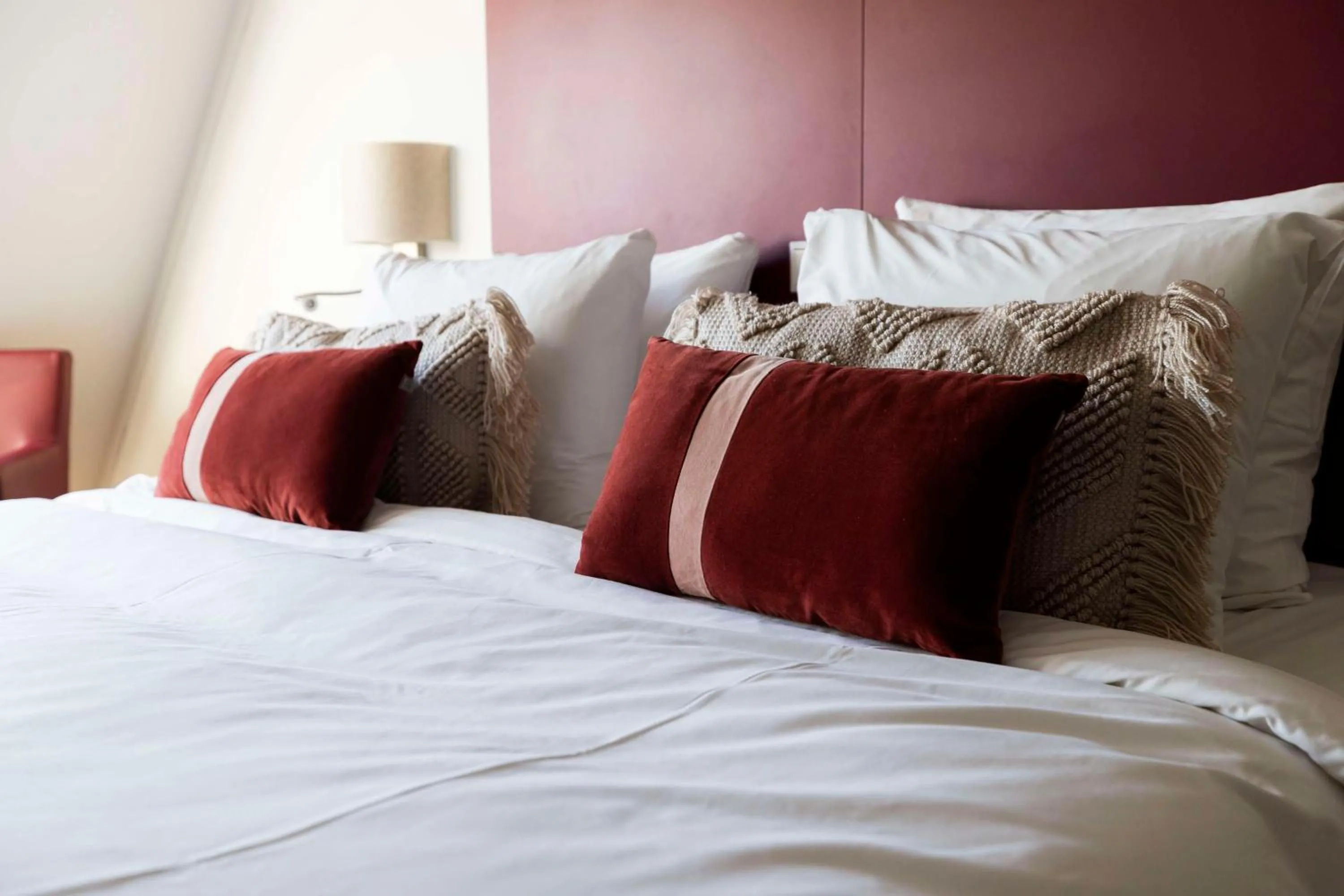 Bedroom, Bed in City Hotel Gouda, WorldHotels Crafted Collection