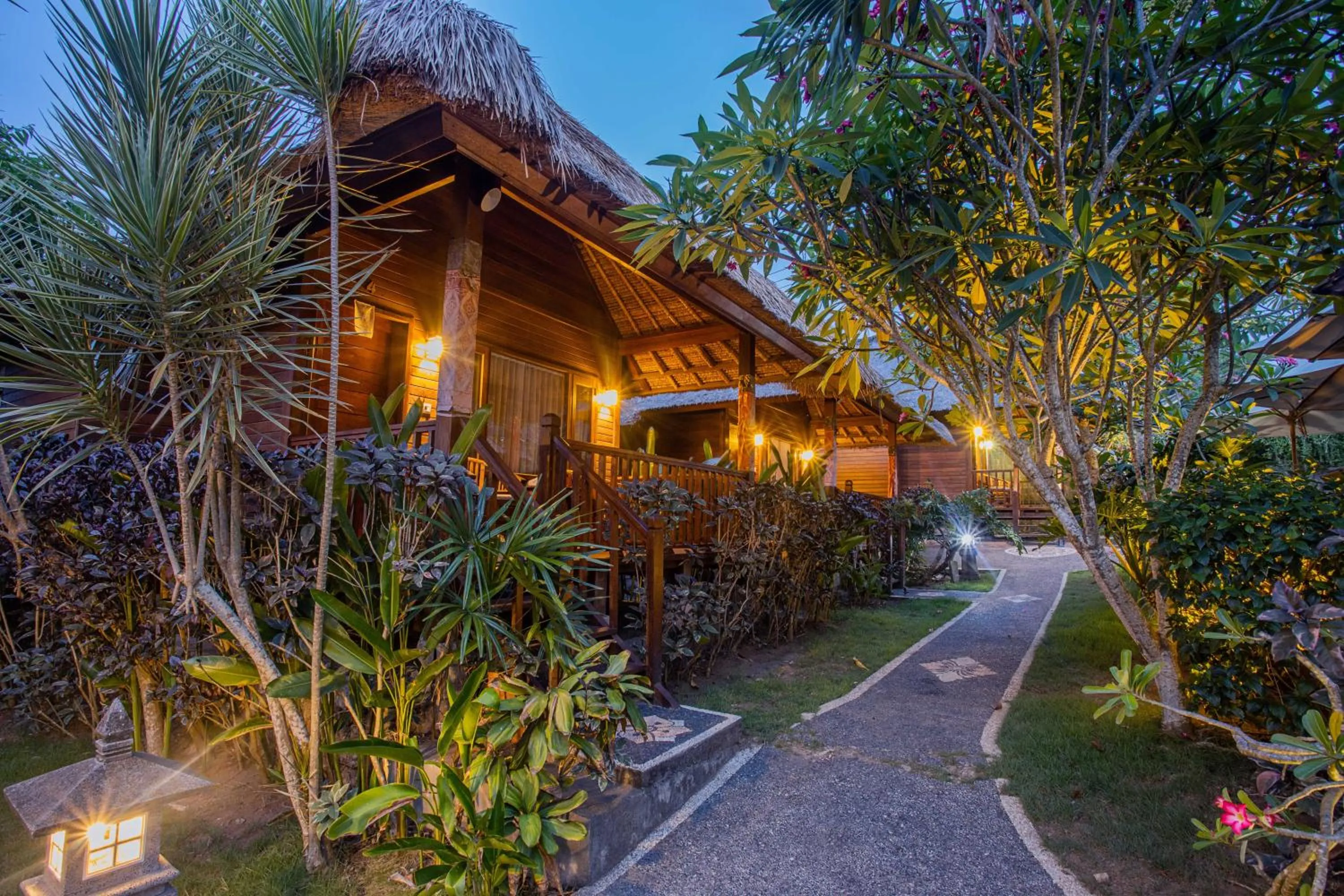 Lembongan Mantra Huts