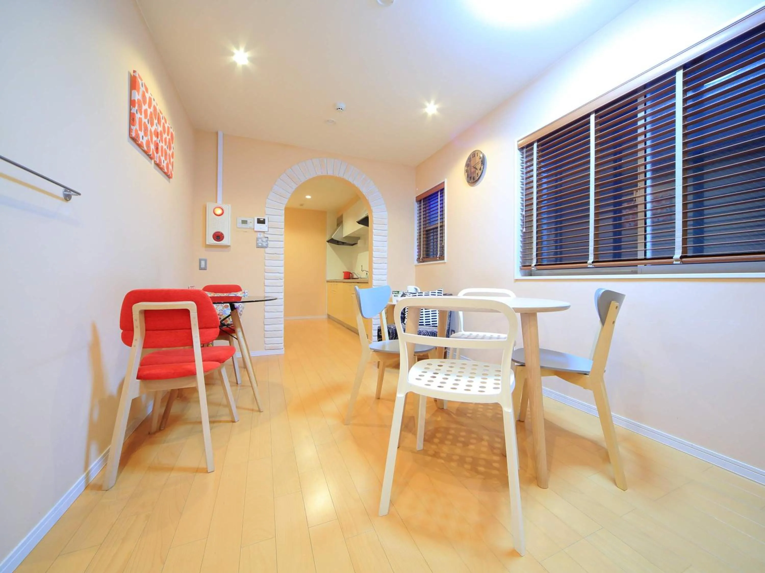 Communal lounge/ TV room in コージーイン 東京桜新町