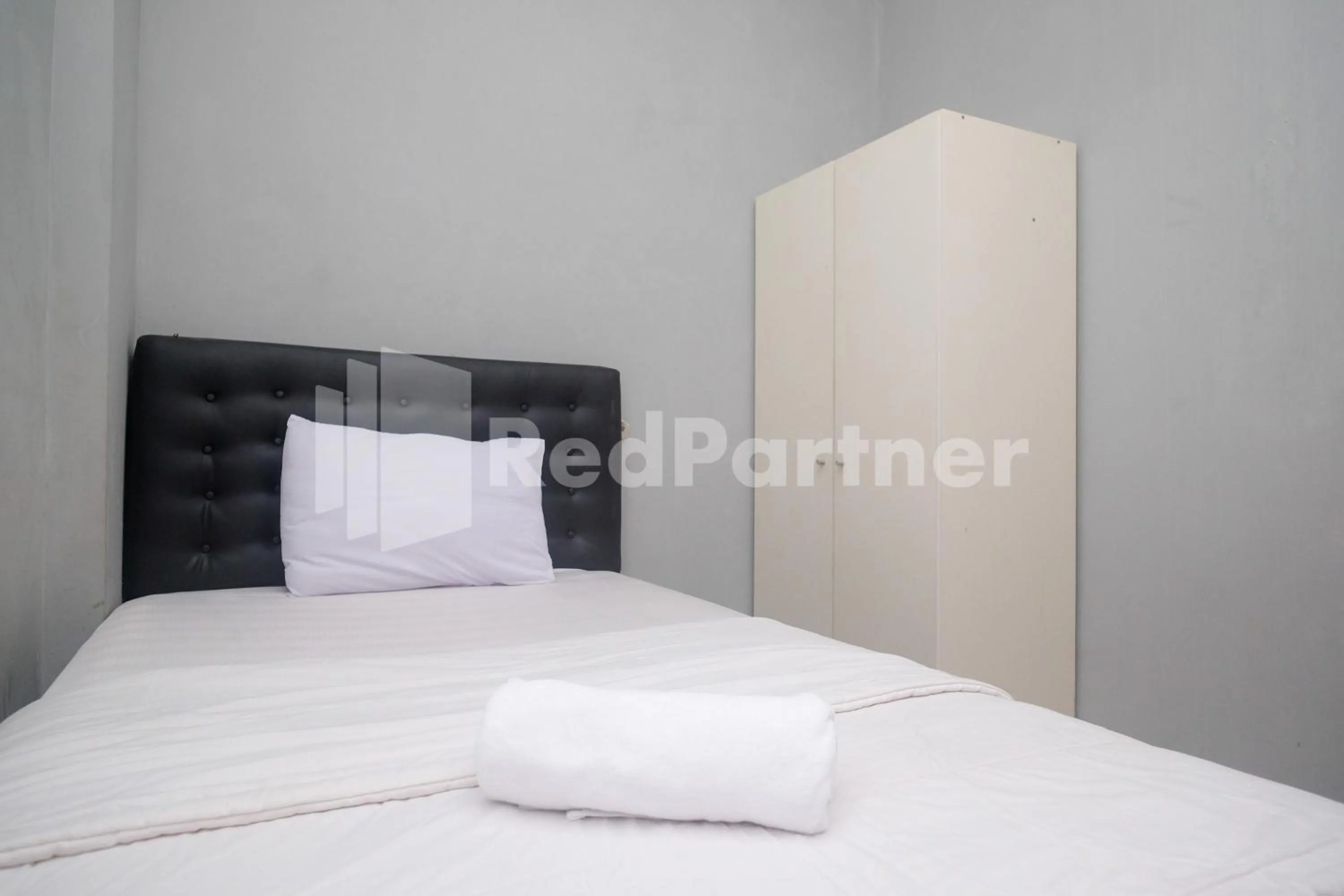 Bed in Griya Loka 1 Syariah Near RSUD Dr Kariadi Mitra RedDoorz