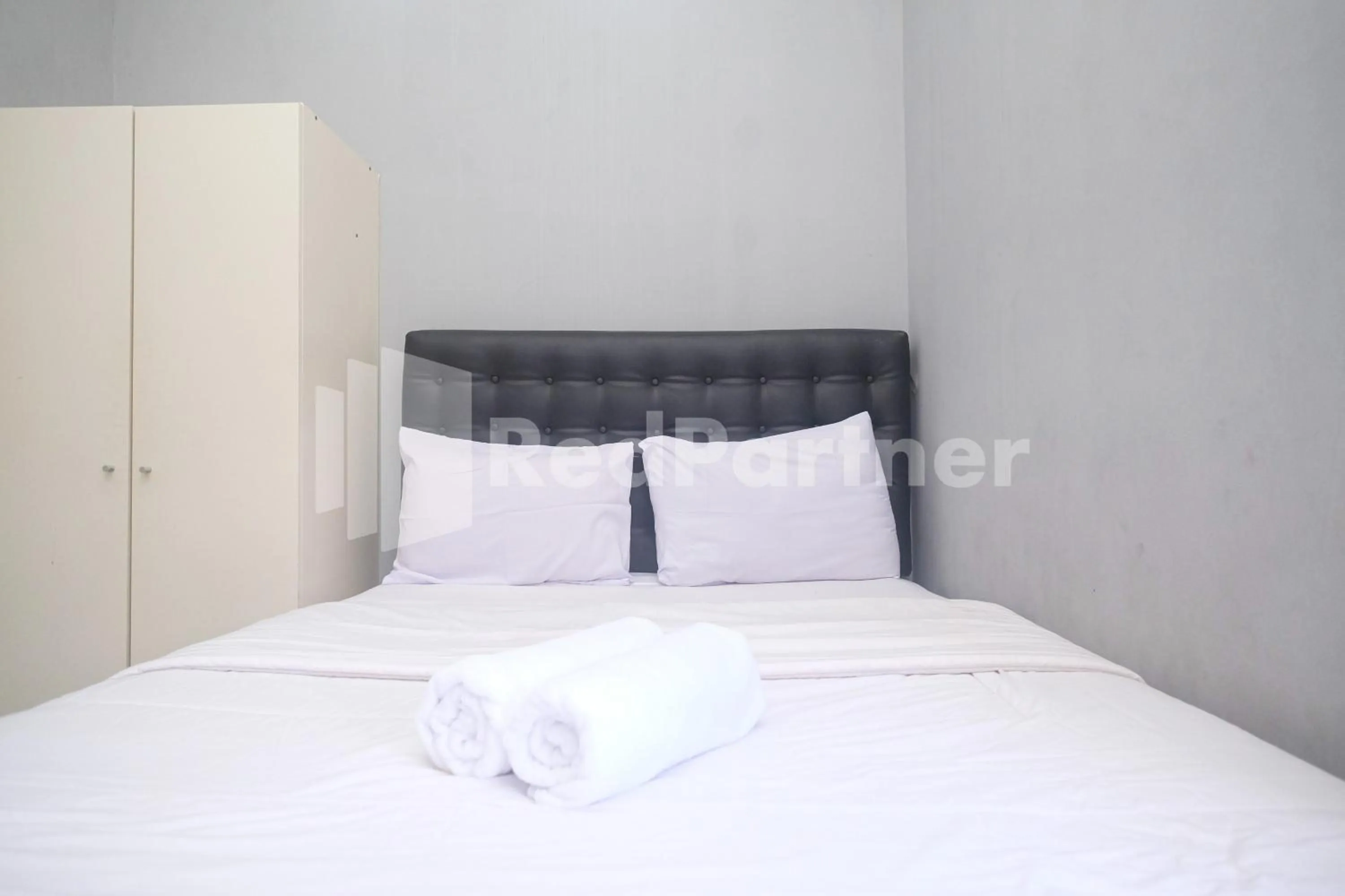 Bed in Griya Loka 1 Syariah Near RSUD Dr Kariadi Mitra RedDoorz
