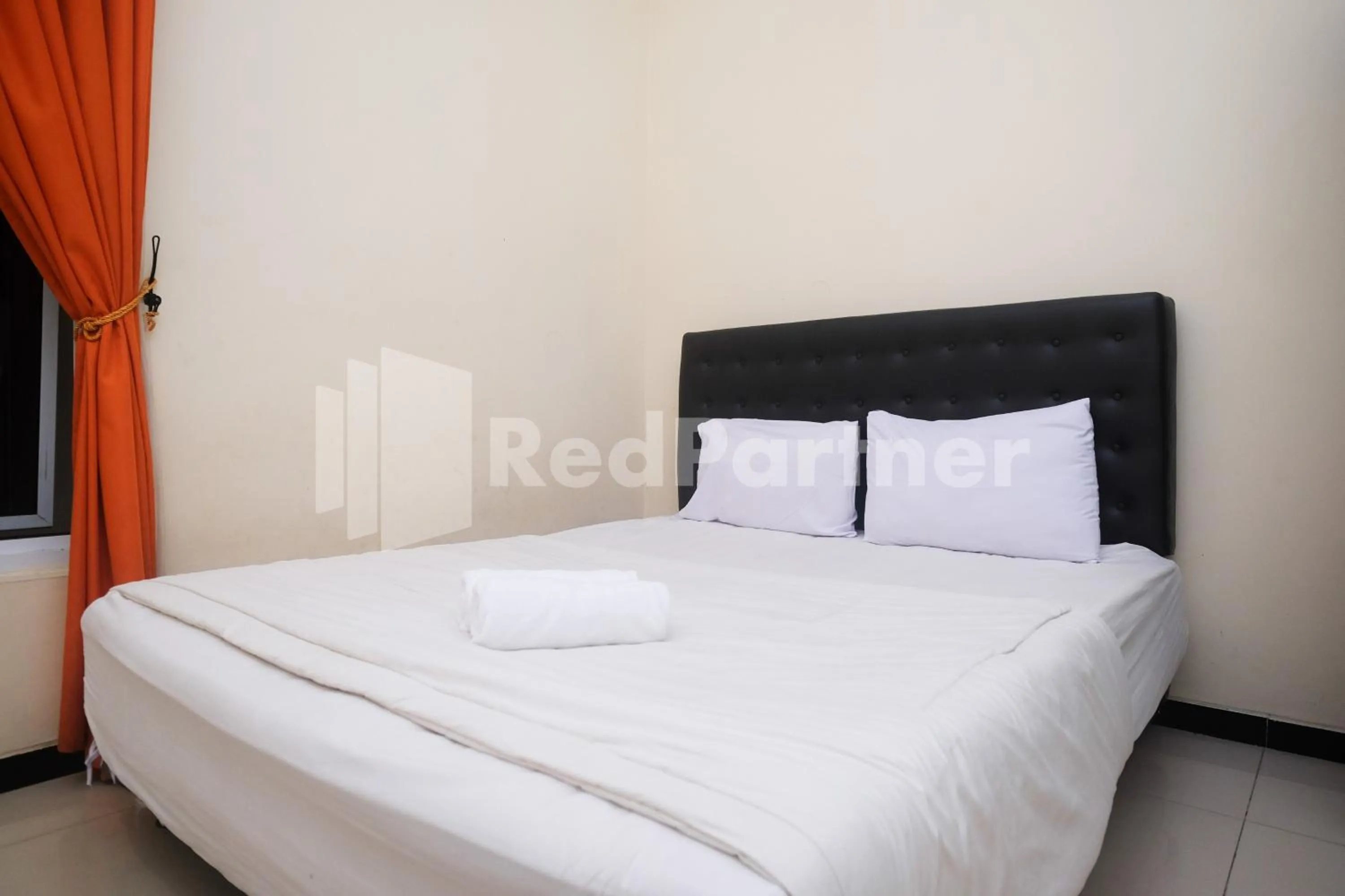 Bed in Griya Loka 1 Syariah Near RSUD Dr Kariadi Mitra RedDoorz