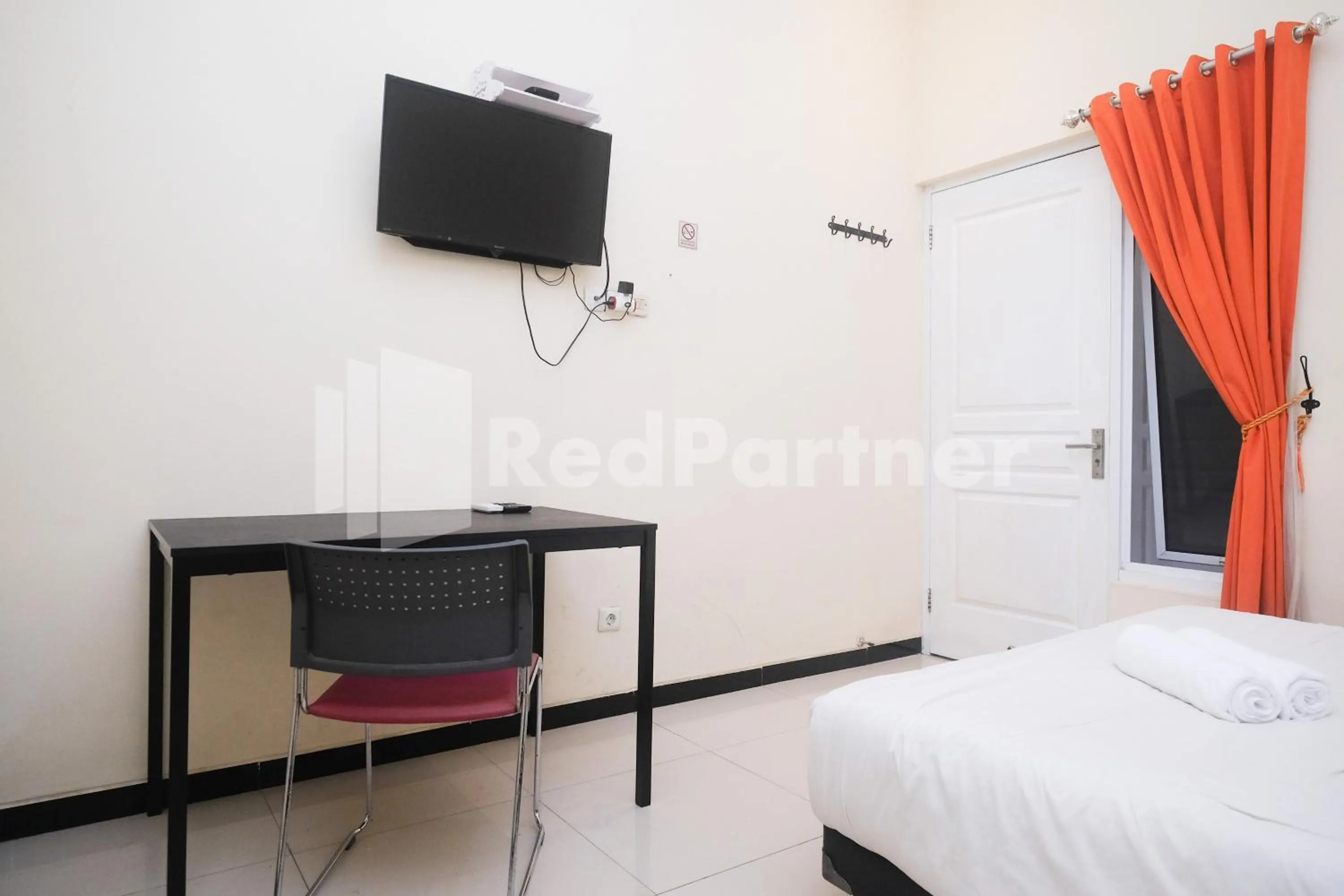 Bed in Griya Loka 1 Syariah Near RSUD Dr Kariadi Mitra RedDoorz