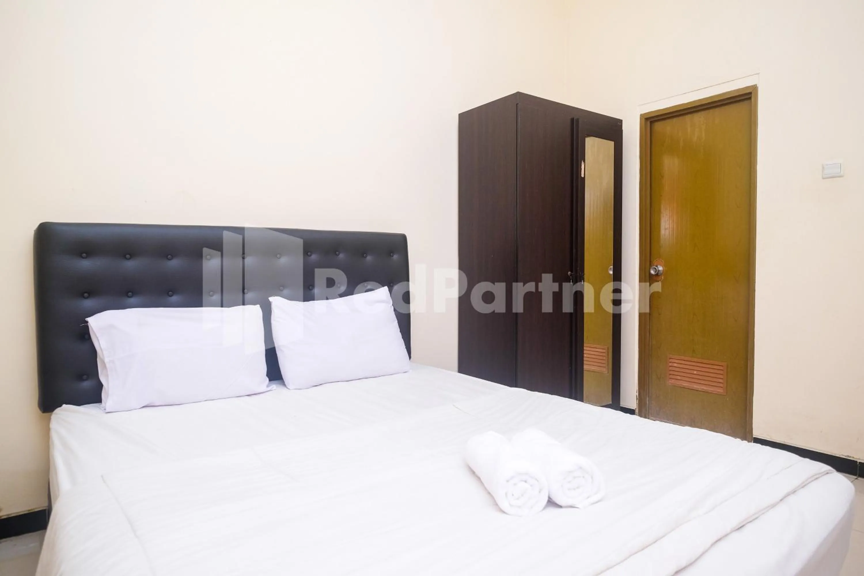 Bed in Griya Loka 1 Syariah Near RSUD Dr Kariadi Mitra RedDoorz