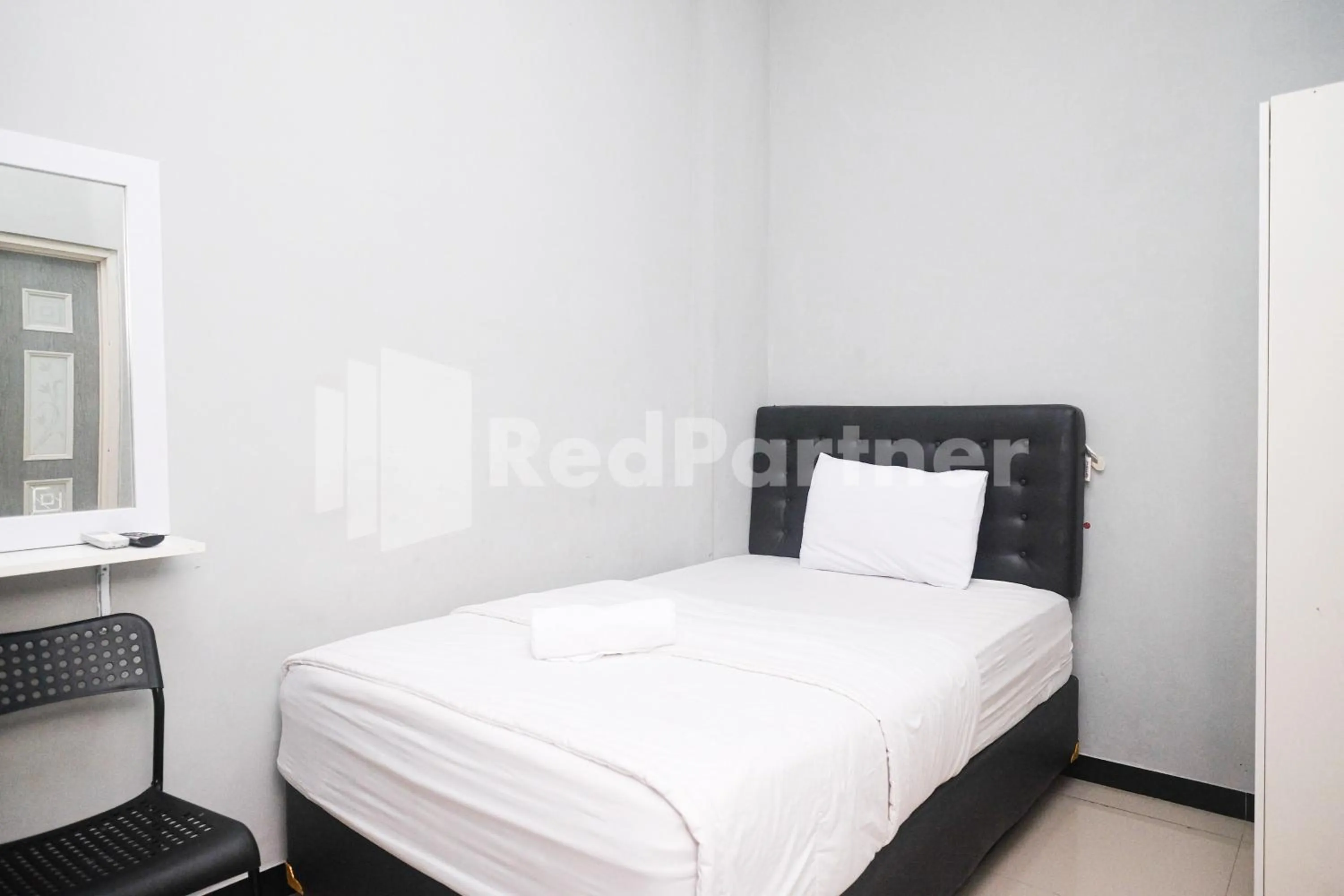 Bed in Griya Loka 1 Syariah Near RSUD Dr Kariadi Mitra RedDoorz
