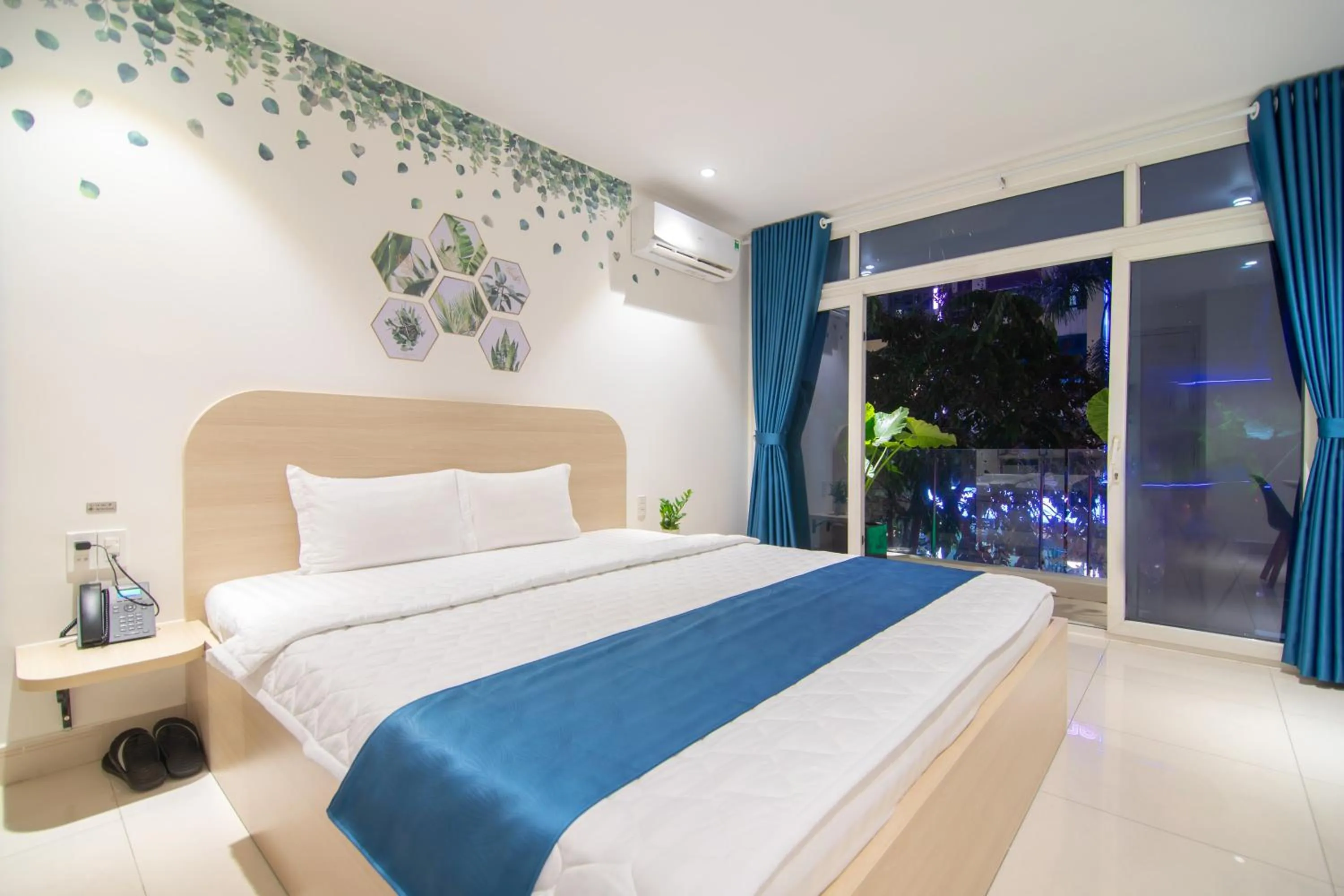 Bed in Bin Bin Hotel 6 - Near SECC D7