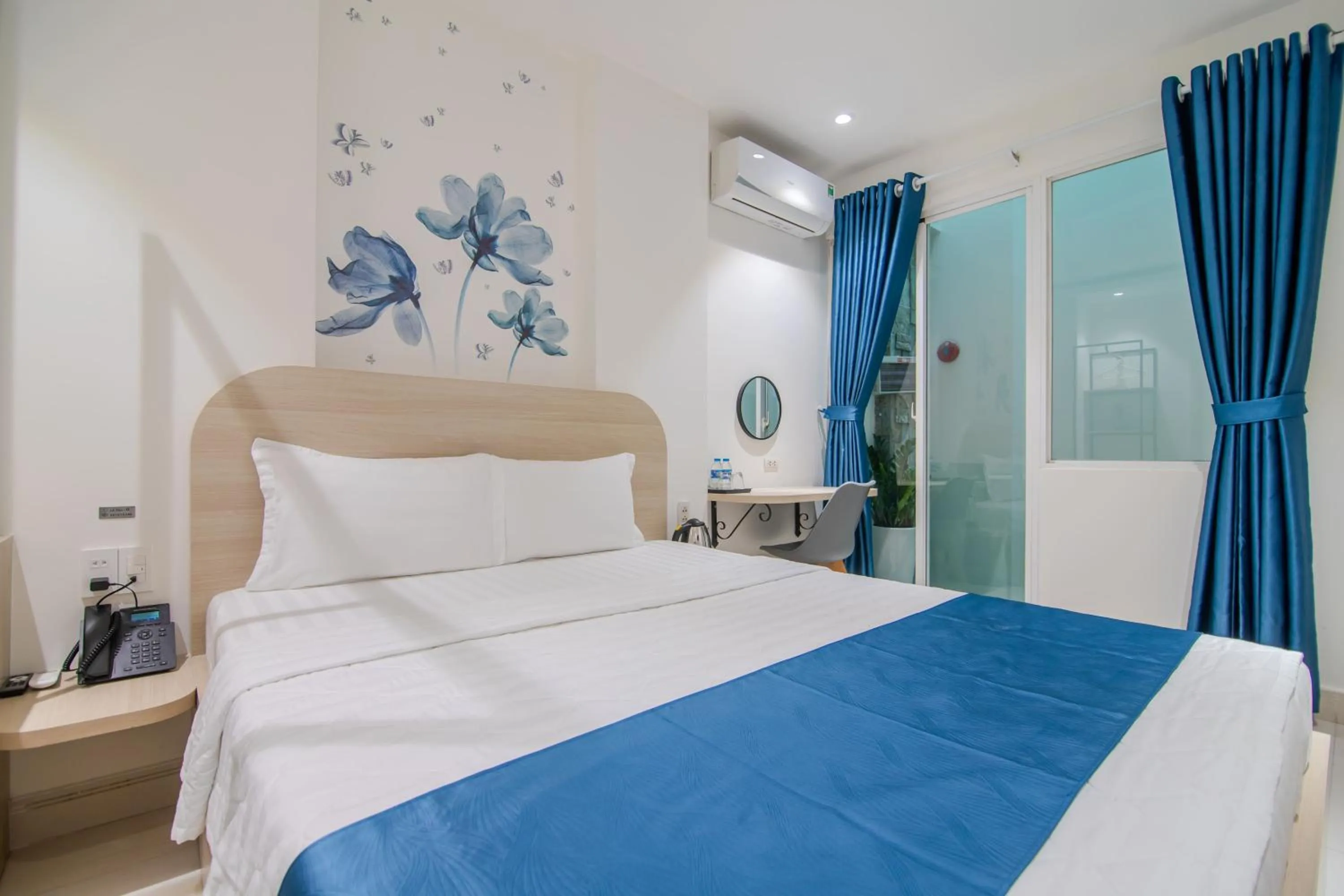 Bed in Bin Bin Hotel 6 - Near SECC D7