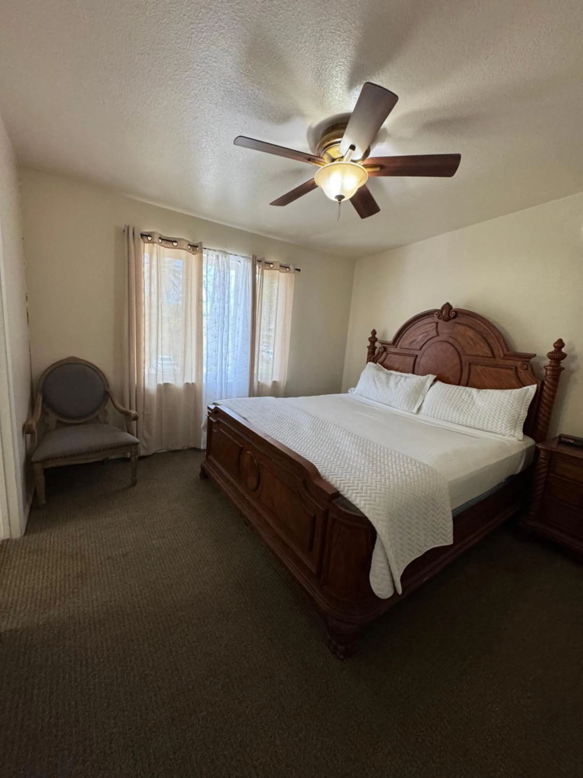 Bedroom, Bed in Hotel Coral Reef
