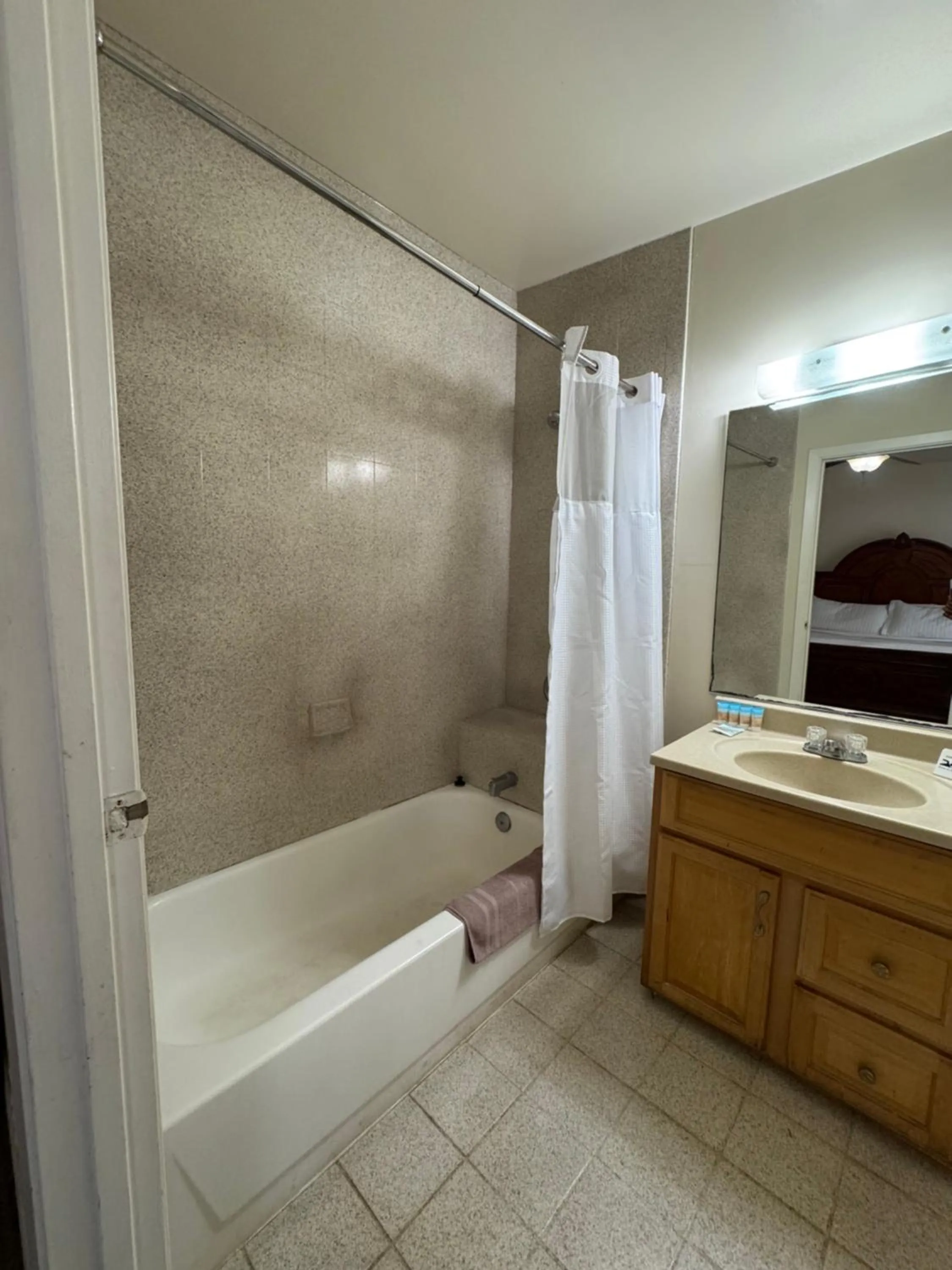 Bathroom in Hotel Coral Reef