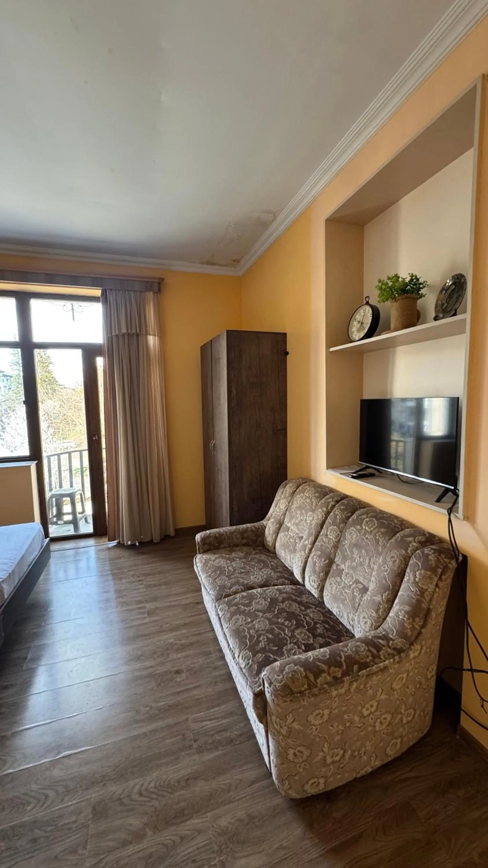 TV and multimedia in Hotel Giorgi