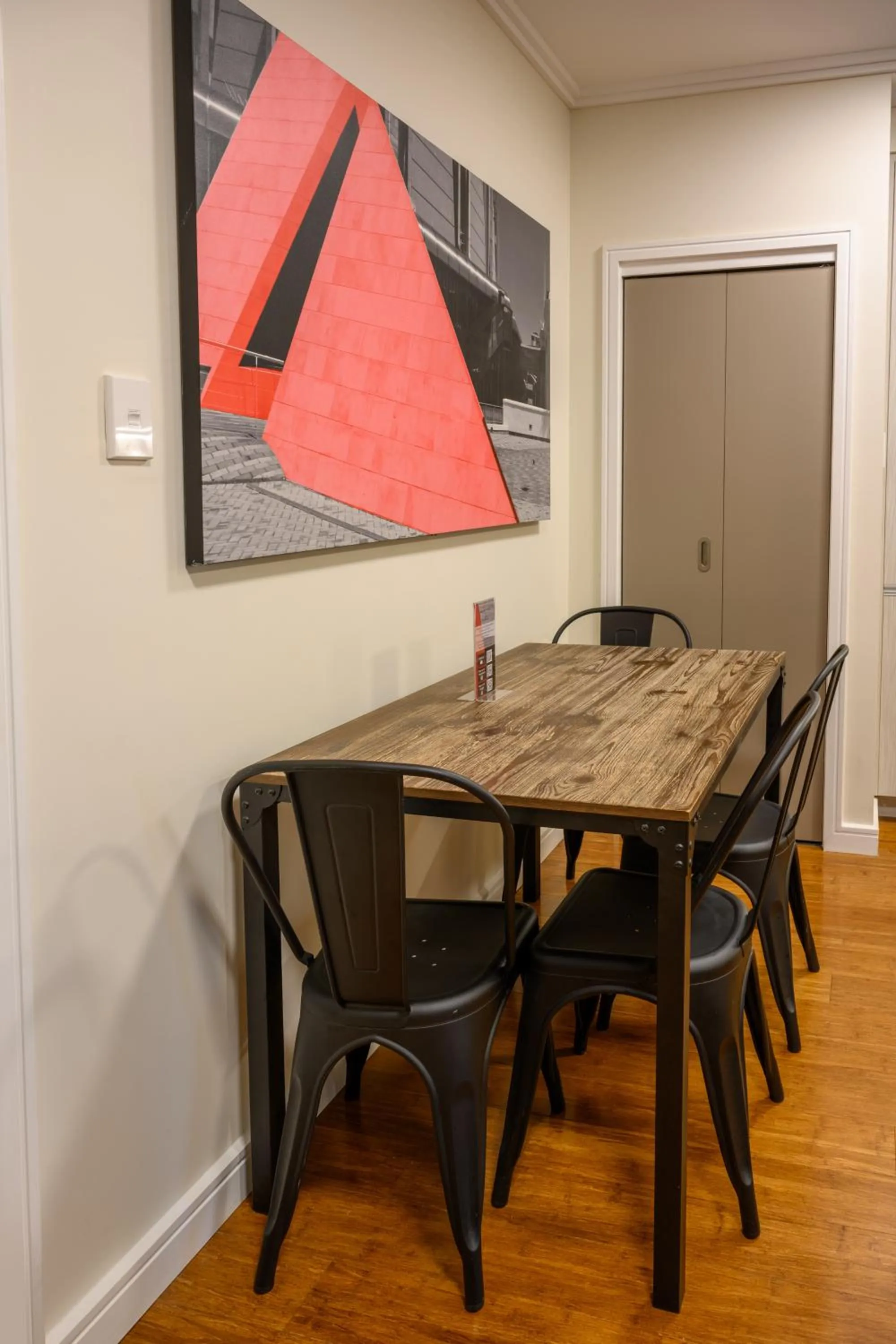 Dining area in Boulcott Suites