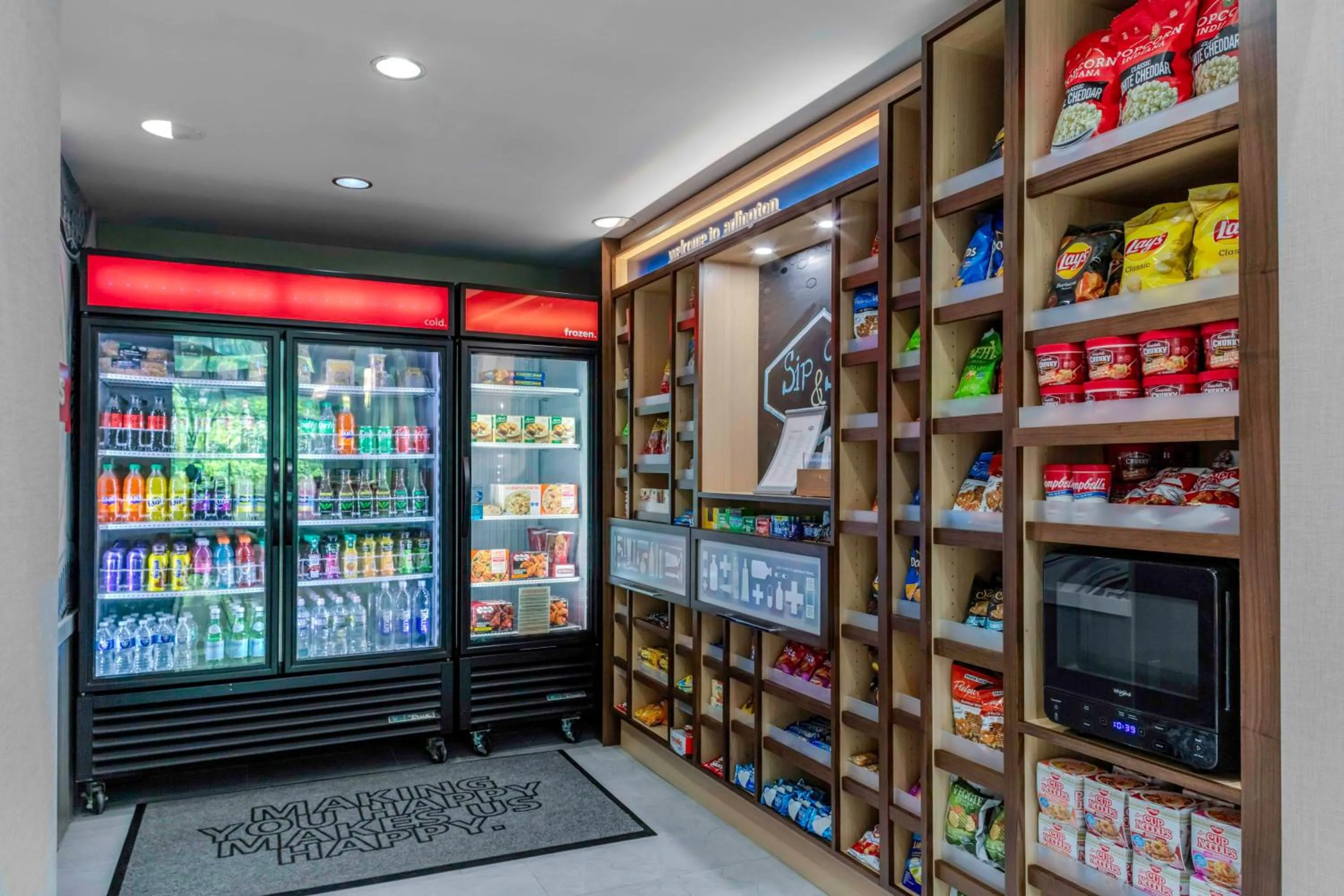 Restaurant/places to eat in Hampton Inn & Suites Arlington Crystal City DCA