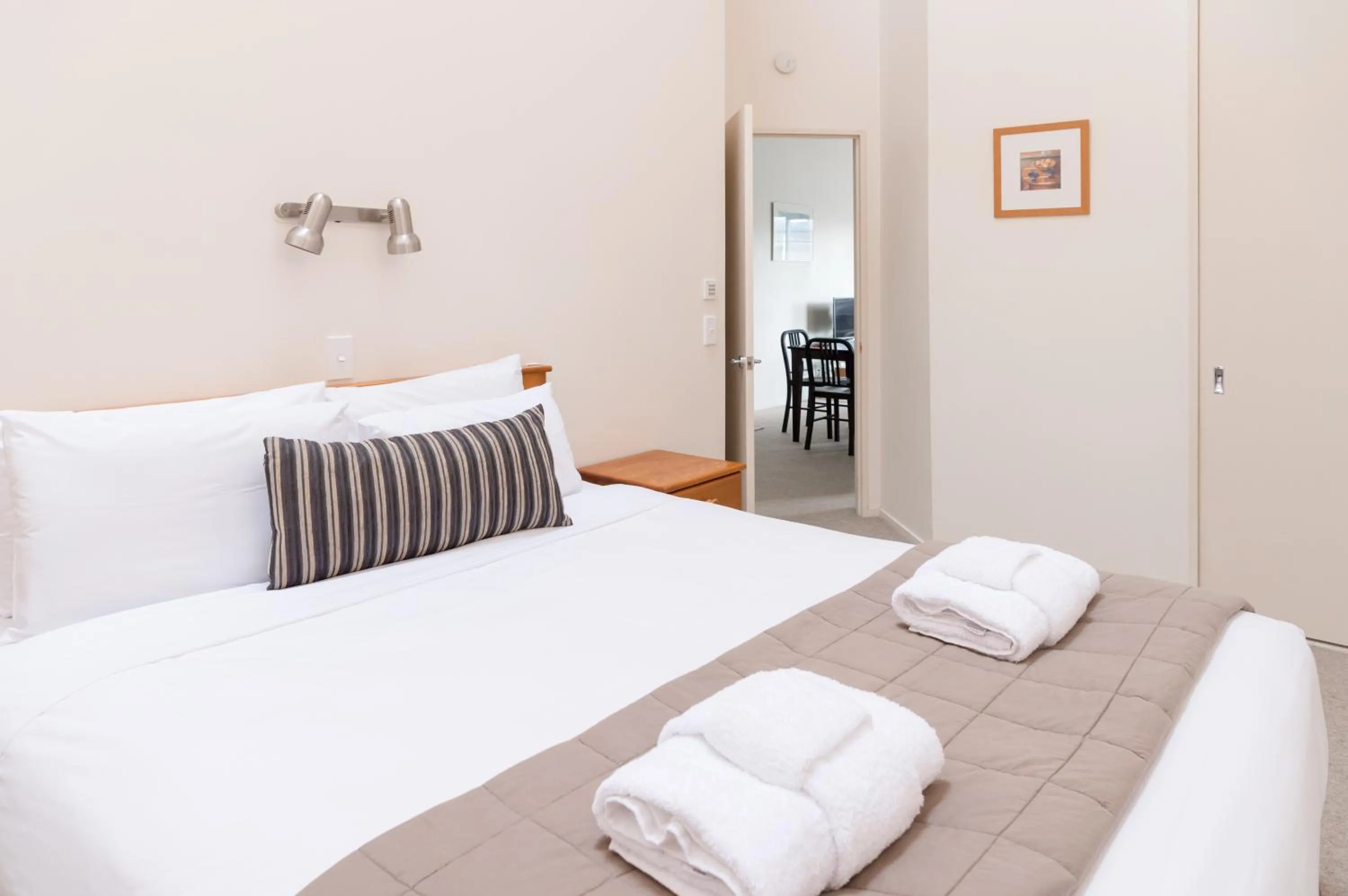 Bed in Courtenay Village