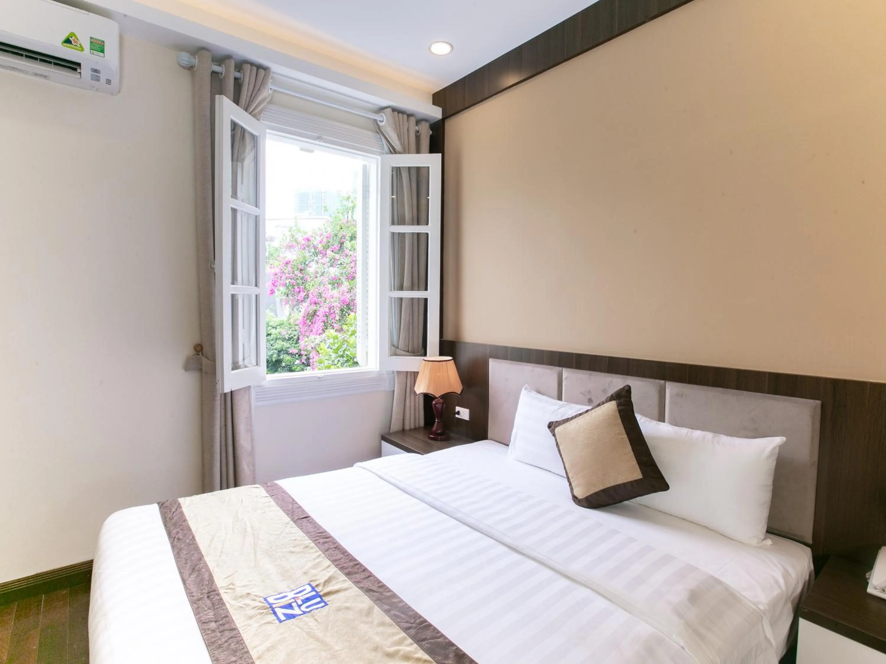 Bed in Blubiz Hotel My Dinh Song Da