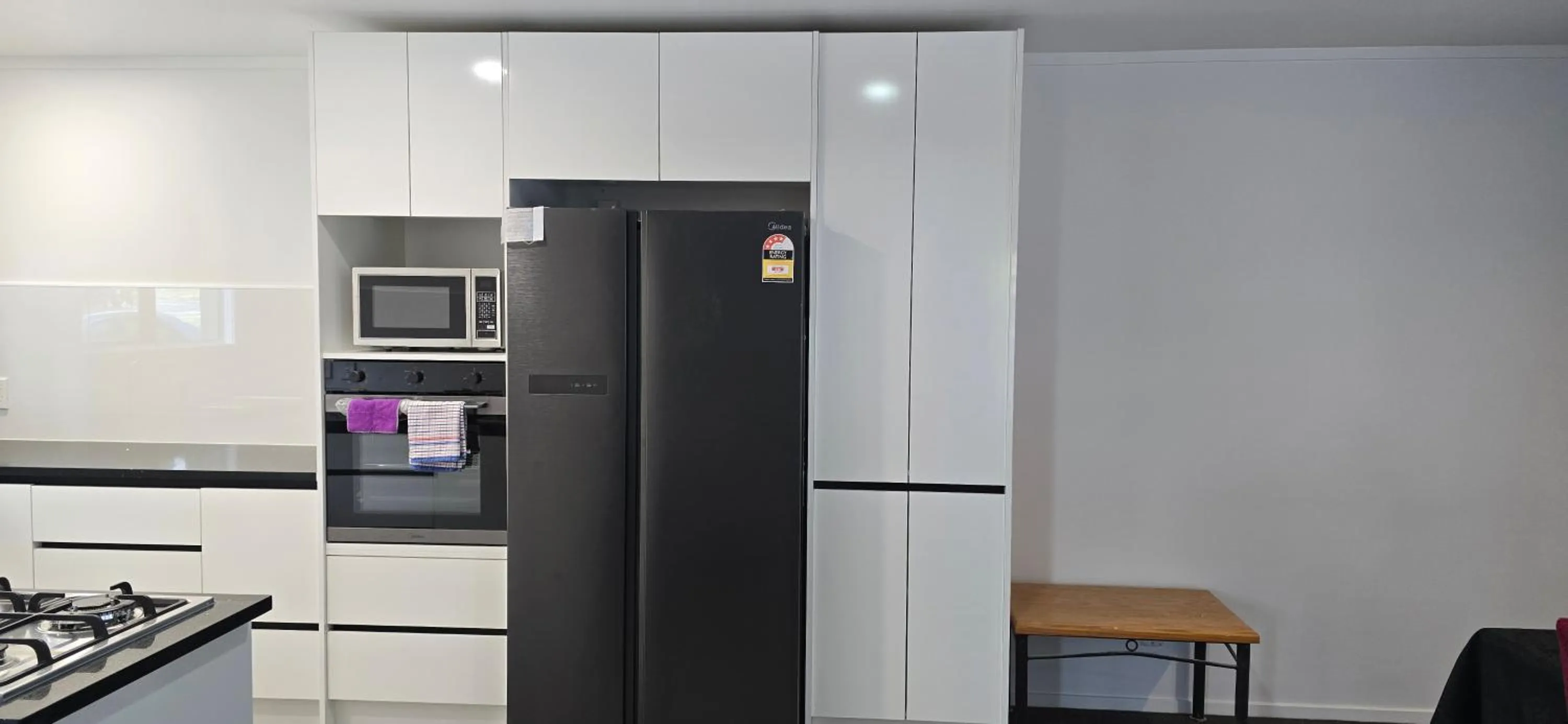 Kitchen or kitchenette in Baden Lodge Motel - PRIVATE SPA Bath