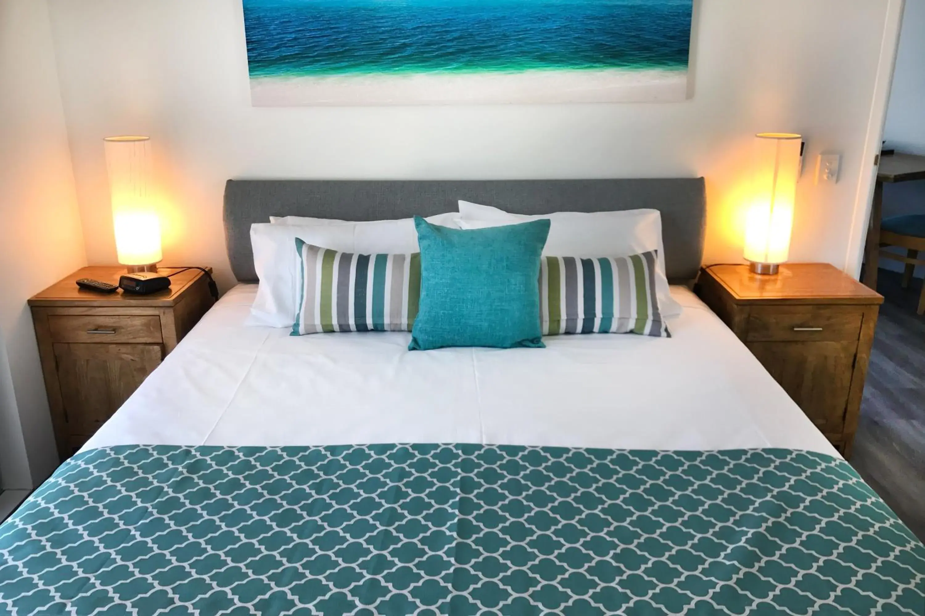 Two-Bedroom Apartment with Beach View in Waterview Resort Two-Bedroom Apartment with Beach View in Waterview Resort