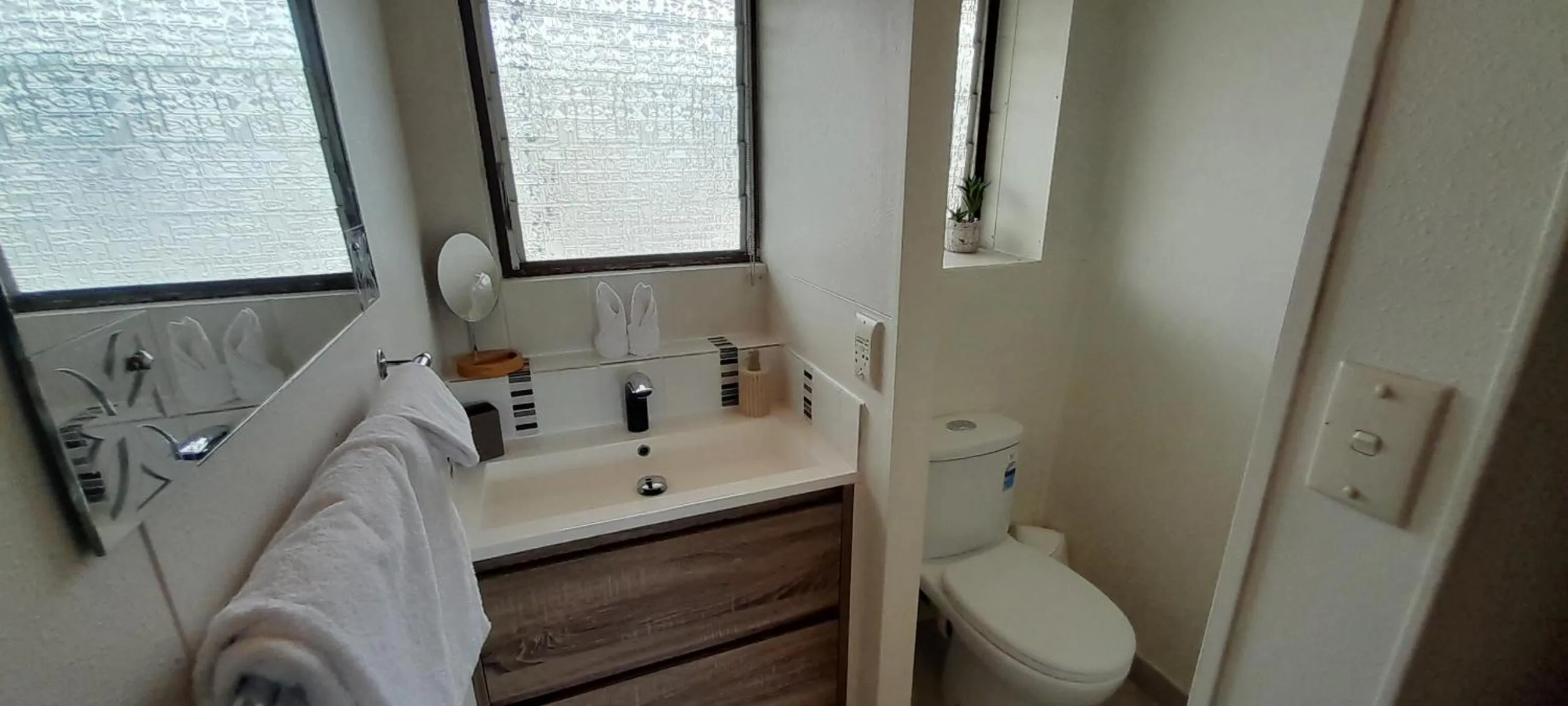 Bathroom in Waterfalls Estate - Motel & Campground