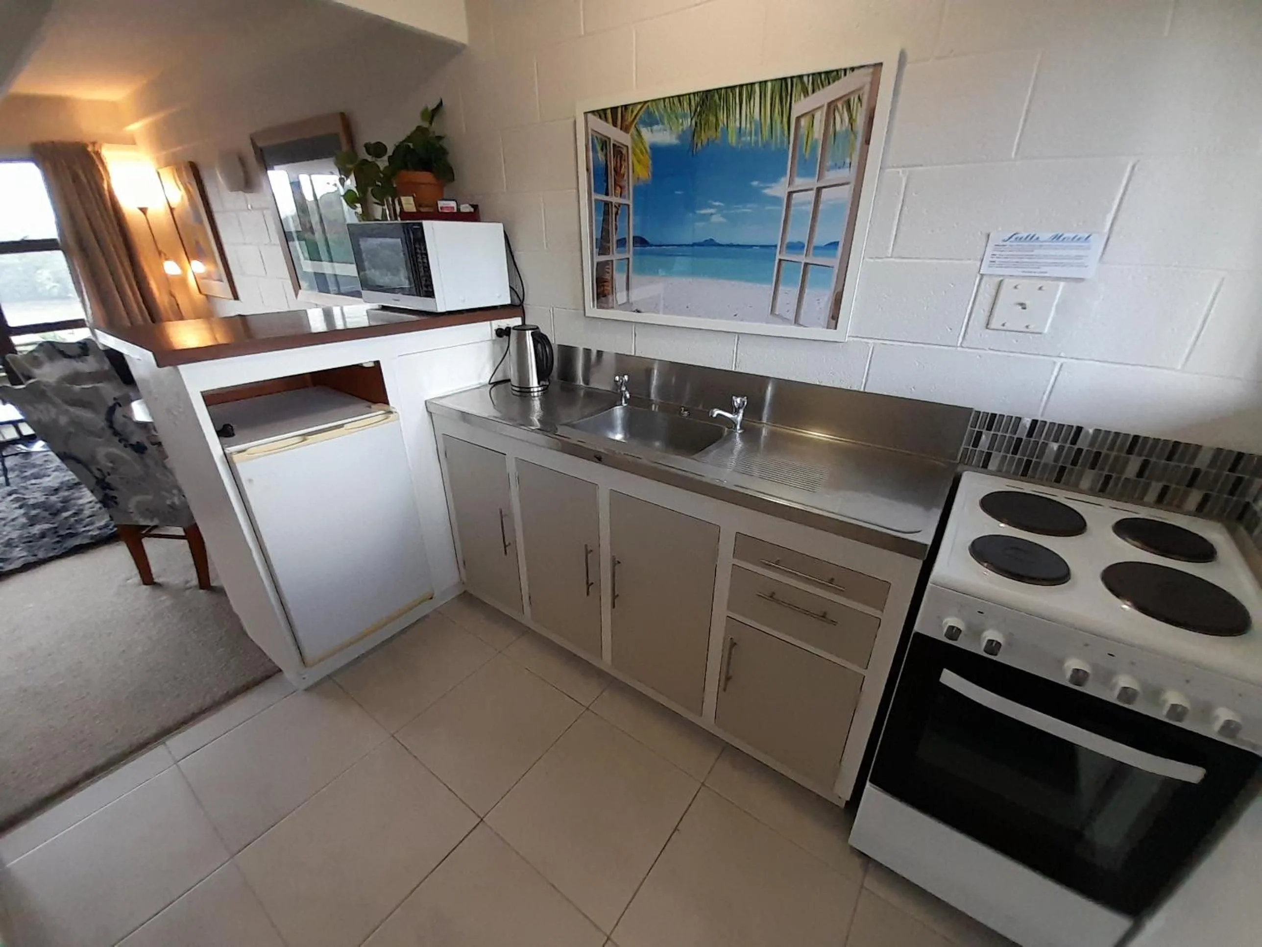 Kitchen or kitchenette in Waterfalls Estate - Motel & Campground