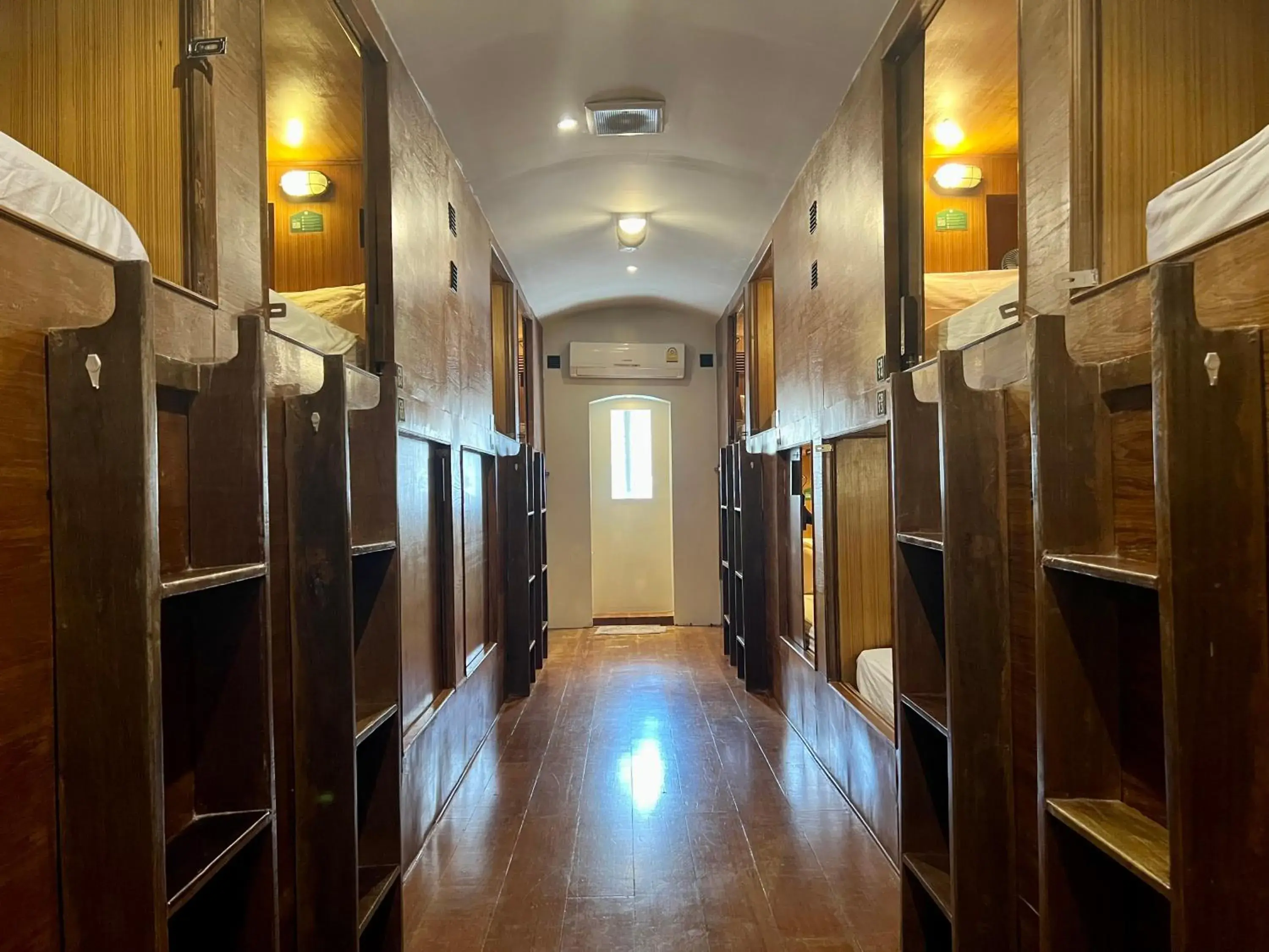 Single Bed in 16-Mixed Cabin in Suneta Hostel Khaosan Single Bed in 16-Mixed Cabin in Suneta Hostel Khaosan