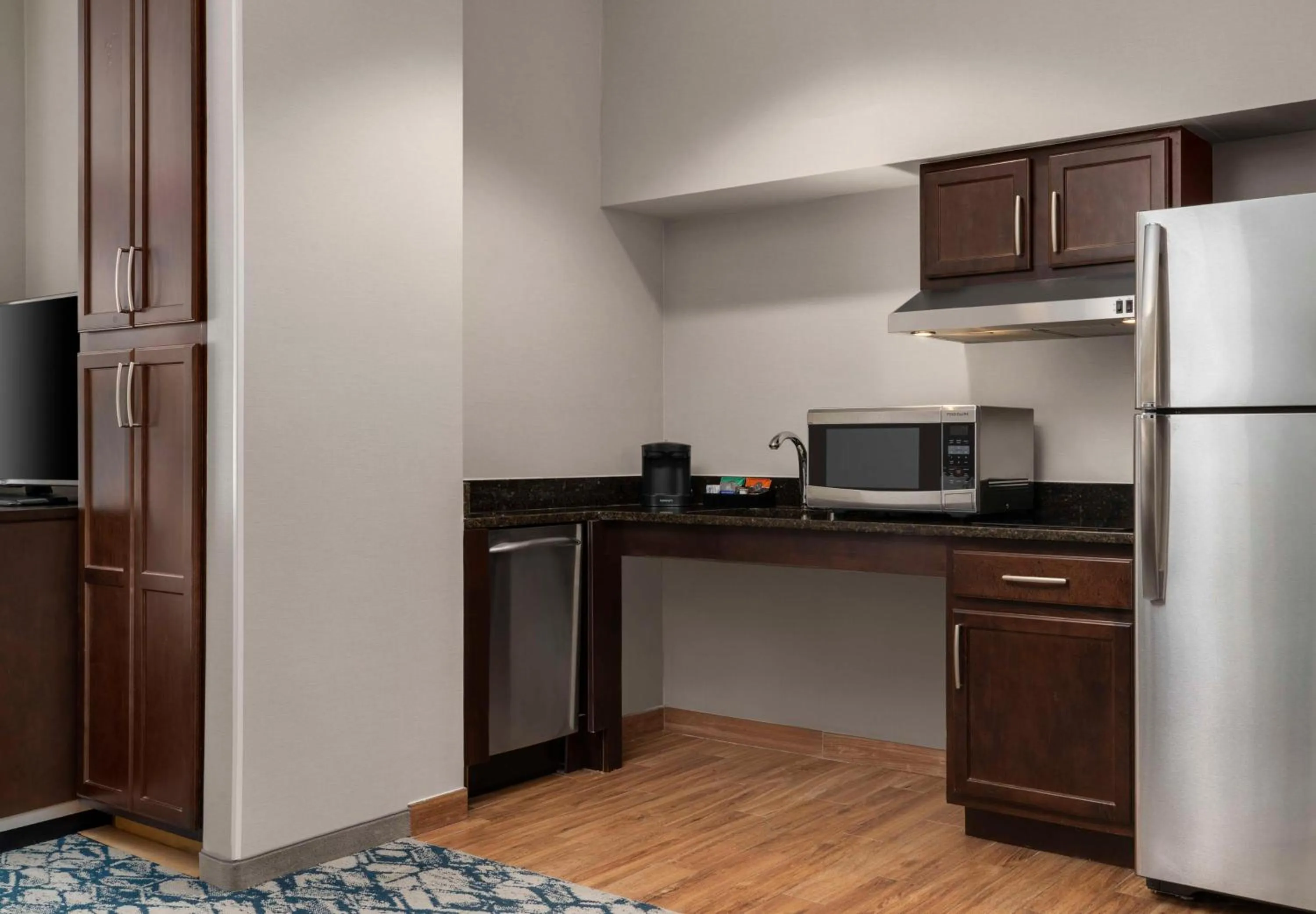 Kitchen or kitchenette in Homewood Suites by Hilton Boston Cambridge-Arlington, MA