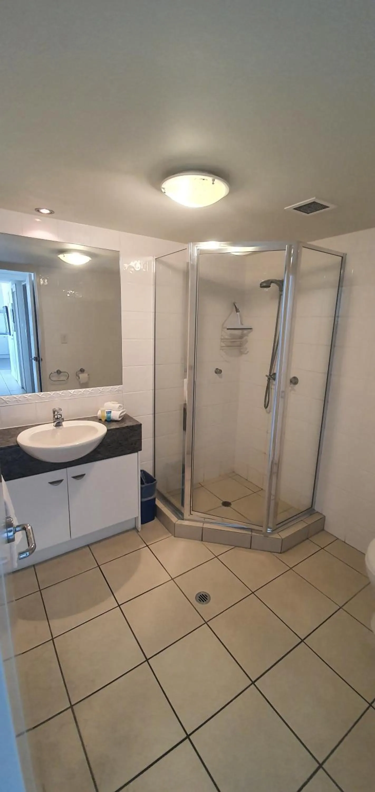 Bathroom in Key Largo Maroochydore