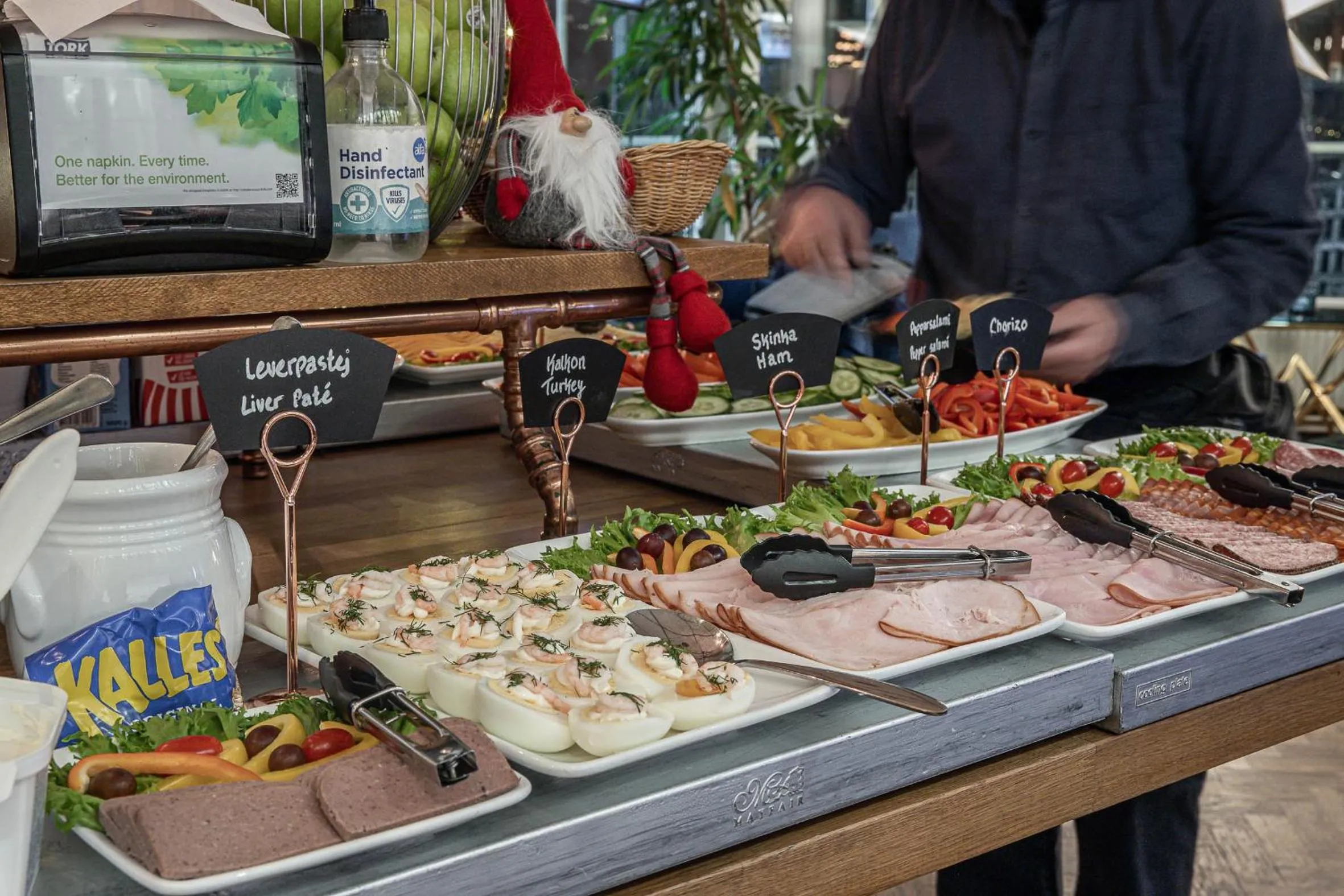 Food and drinks in Hotell Arkad