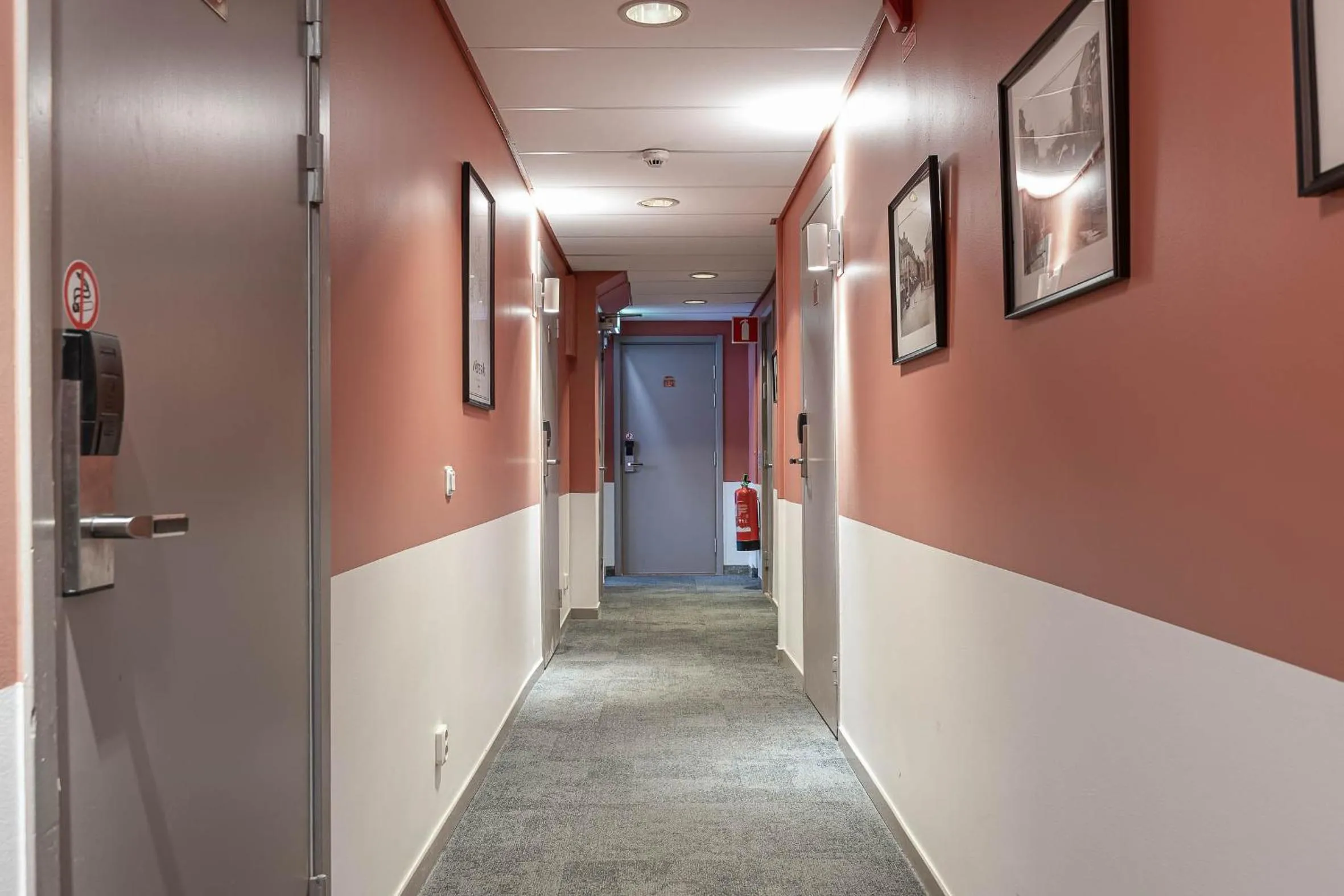 Property building in Hotell Arkad