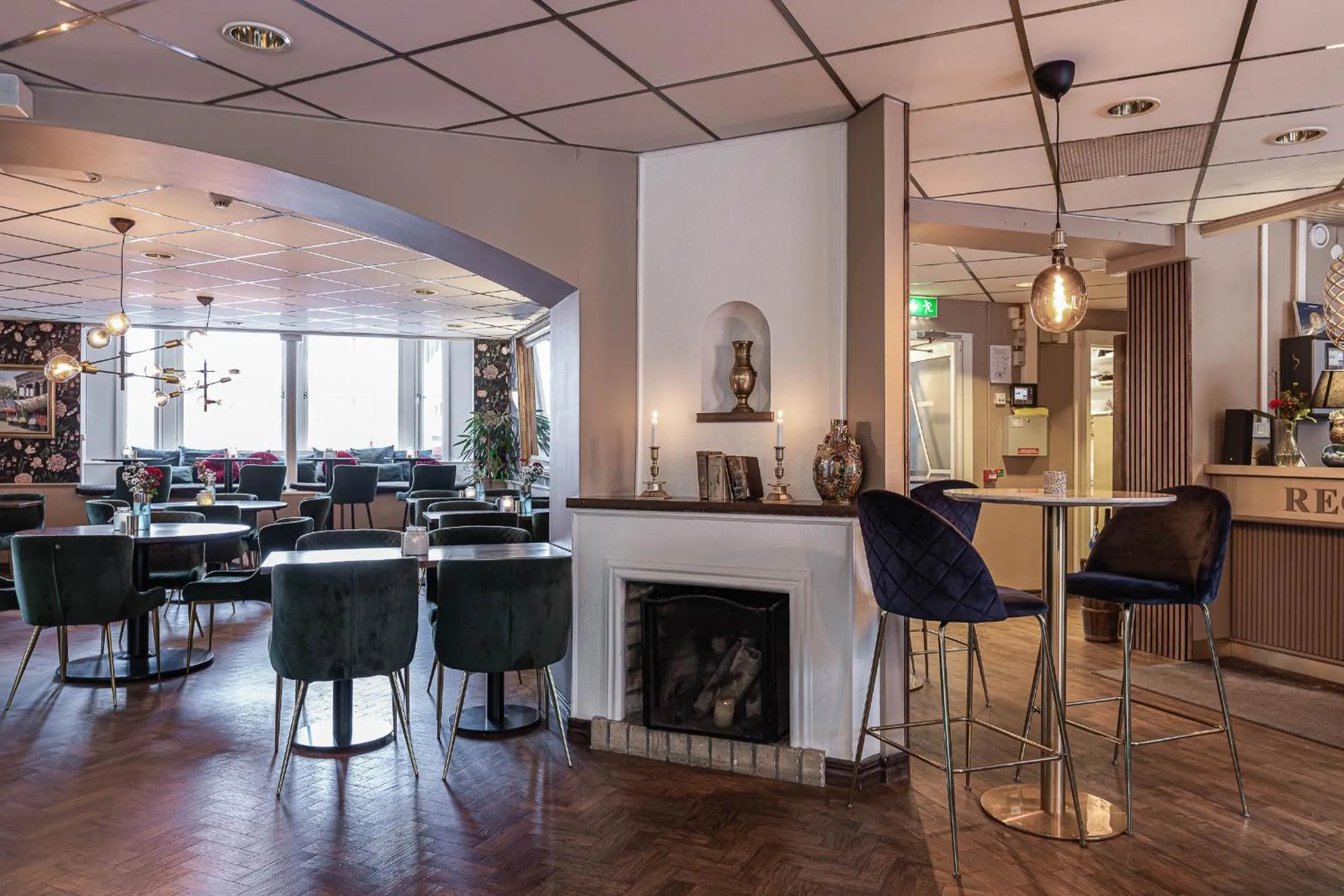 Restaurant/places to eat in Hotell Arkad