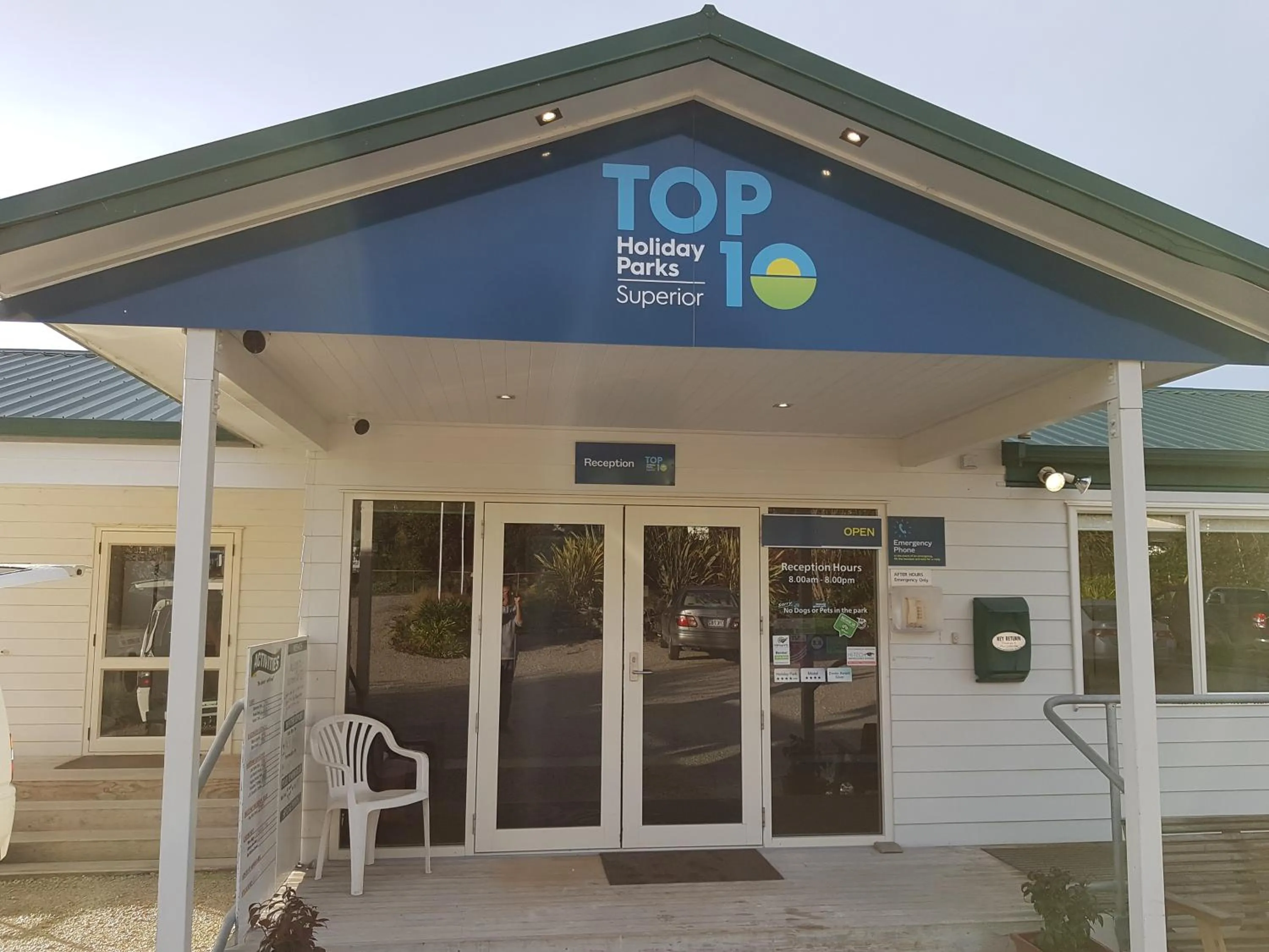 Facade/entrance in Waitomo TOP 10 Holiday Park