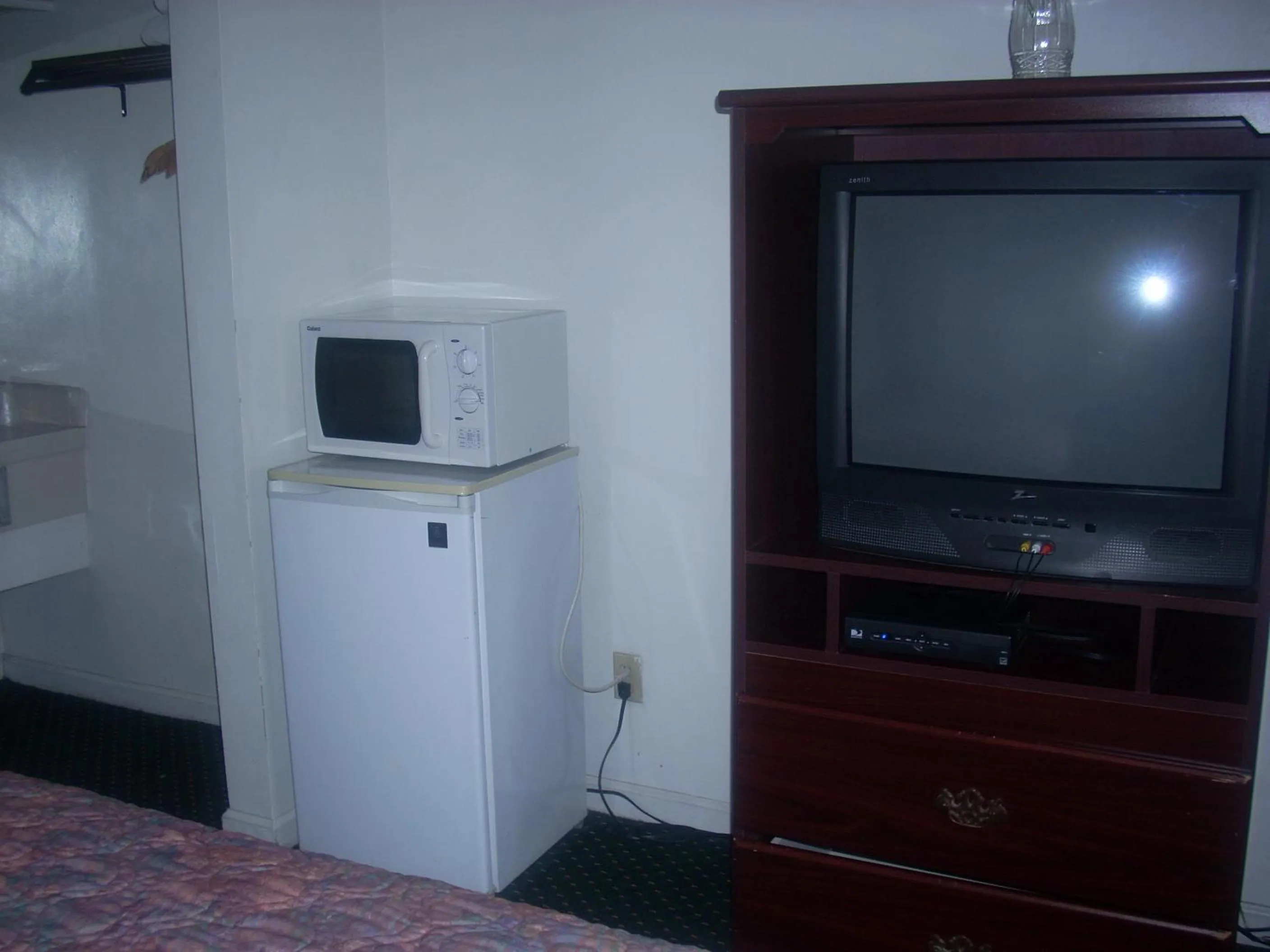 Decorative detail in Economy Inn Seaside