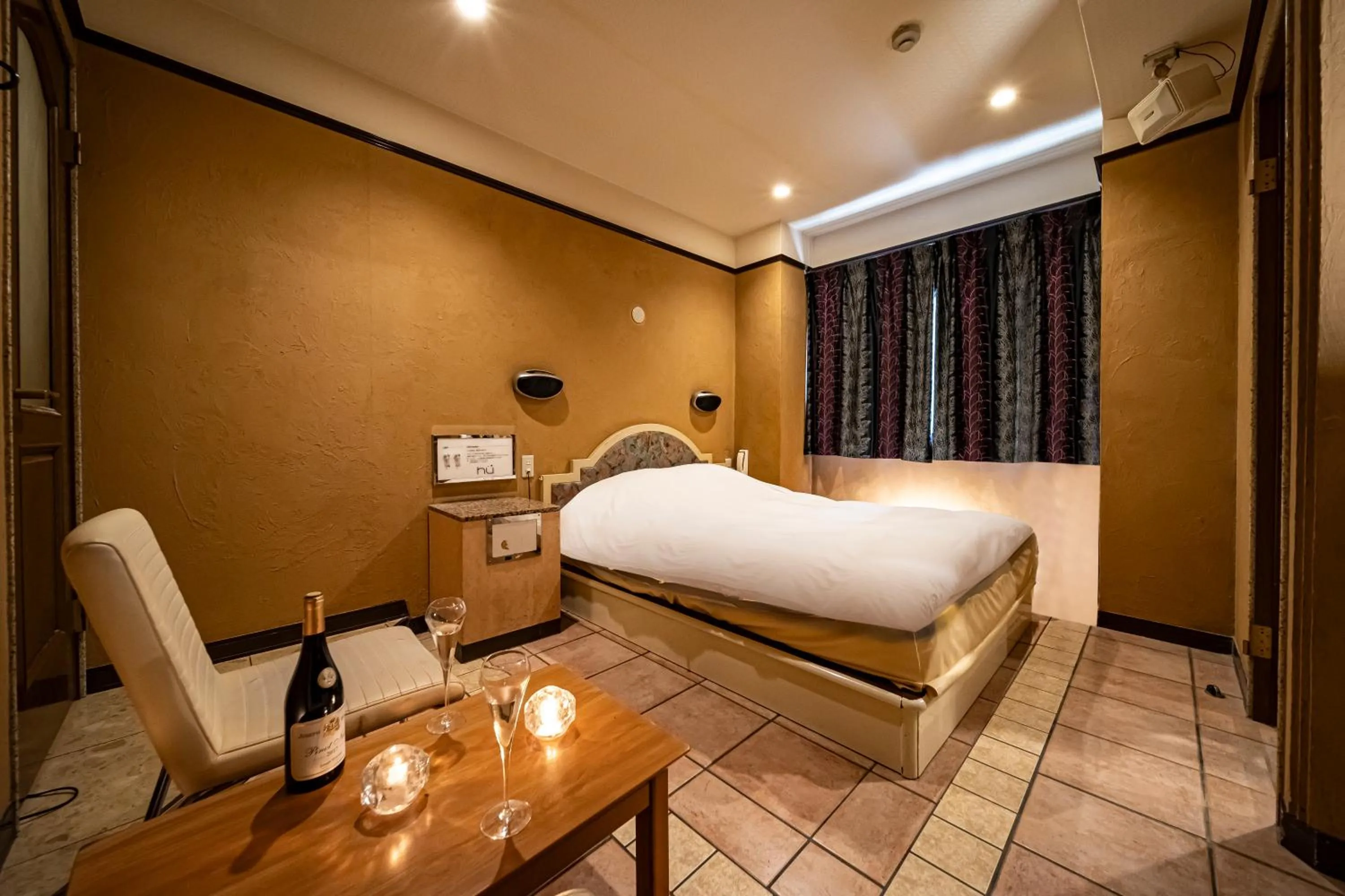 Bedroom, Bed in Hotel Hu Namba (Adult Only)