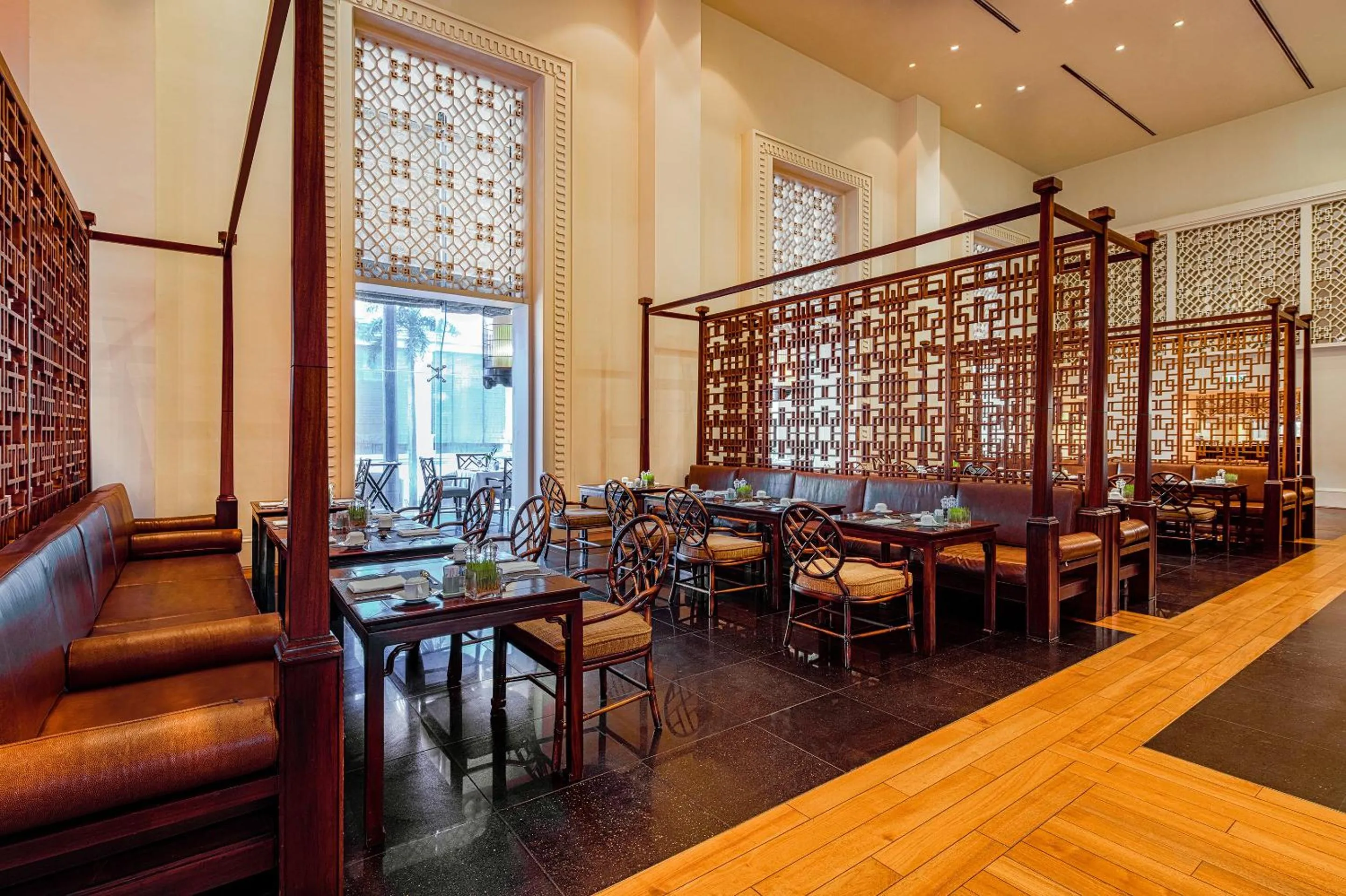 Restaurant/places to eat in Indochine Palace