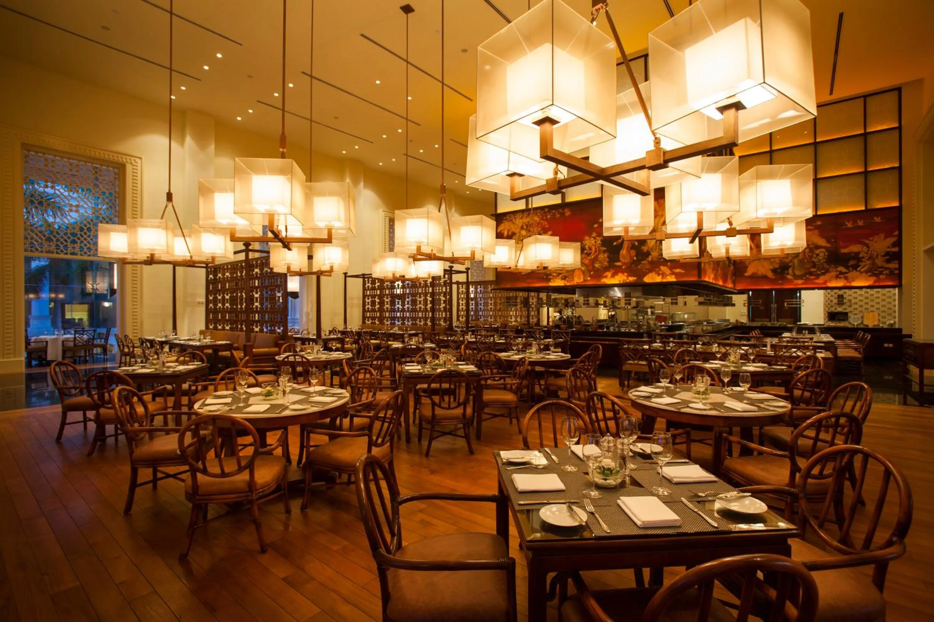 Restaurant/places to eat in Indochine Palace