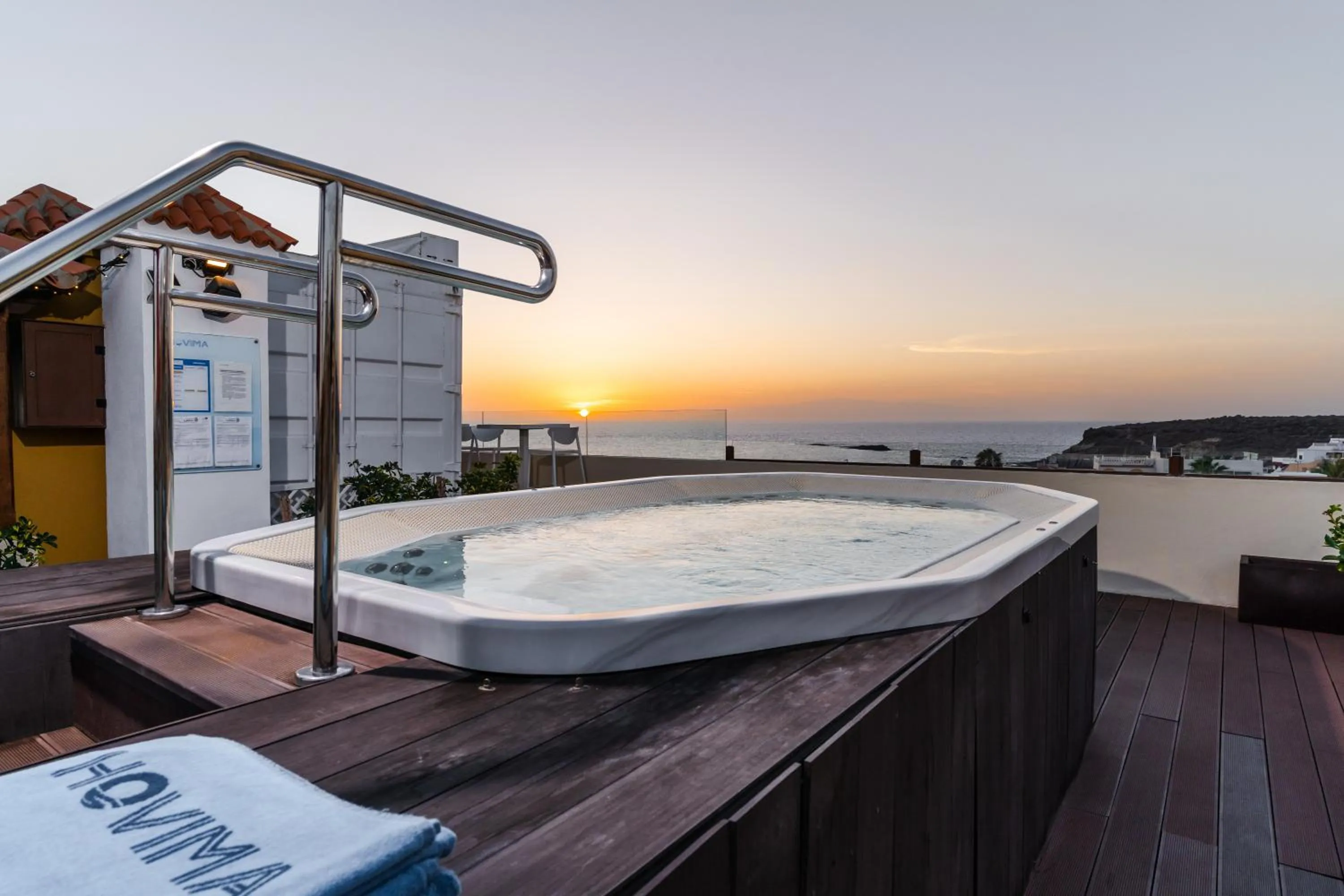 Area and facilities in HOVIMA Jardin Caleta