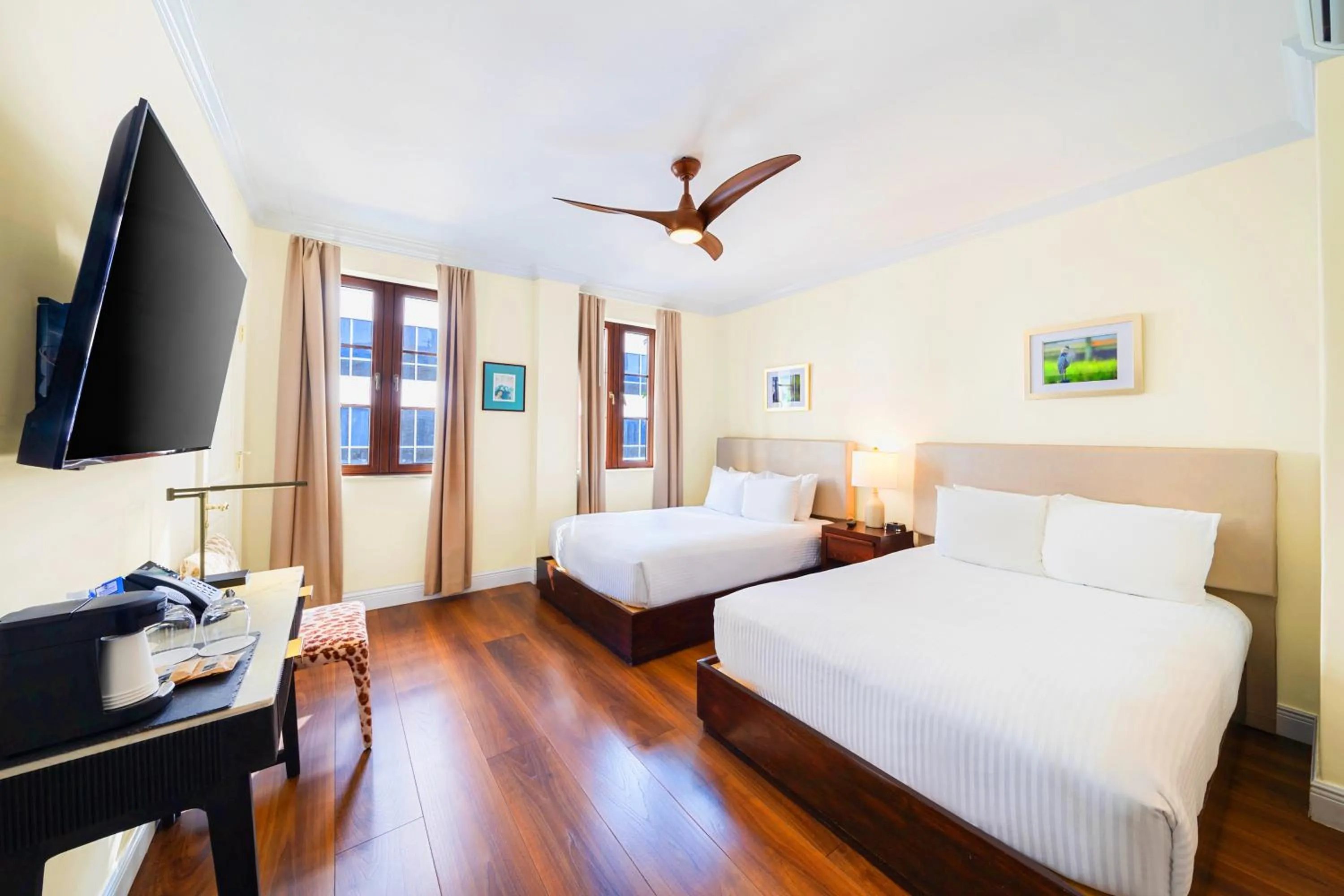 Bed in Hotel St. Michel