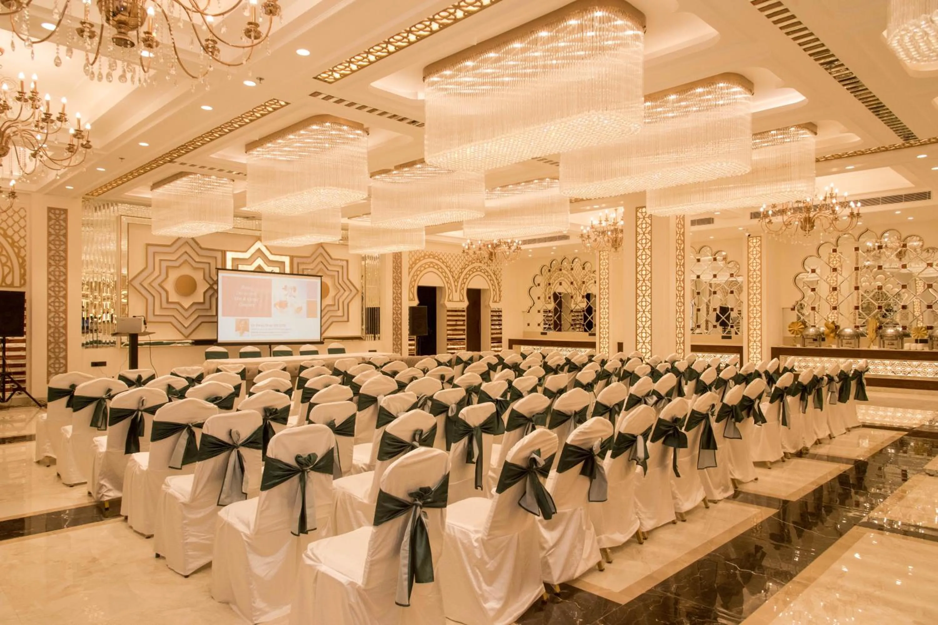 Banquet/Function facilities in Raghu Mahal Hotel