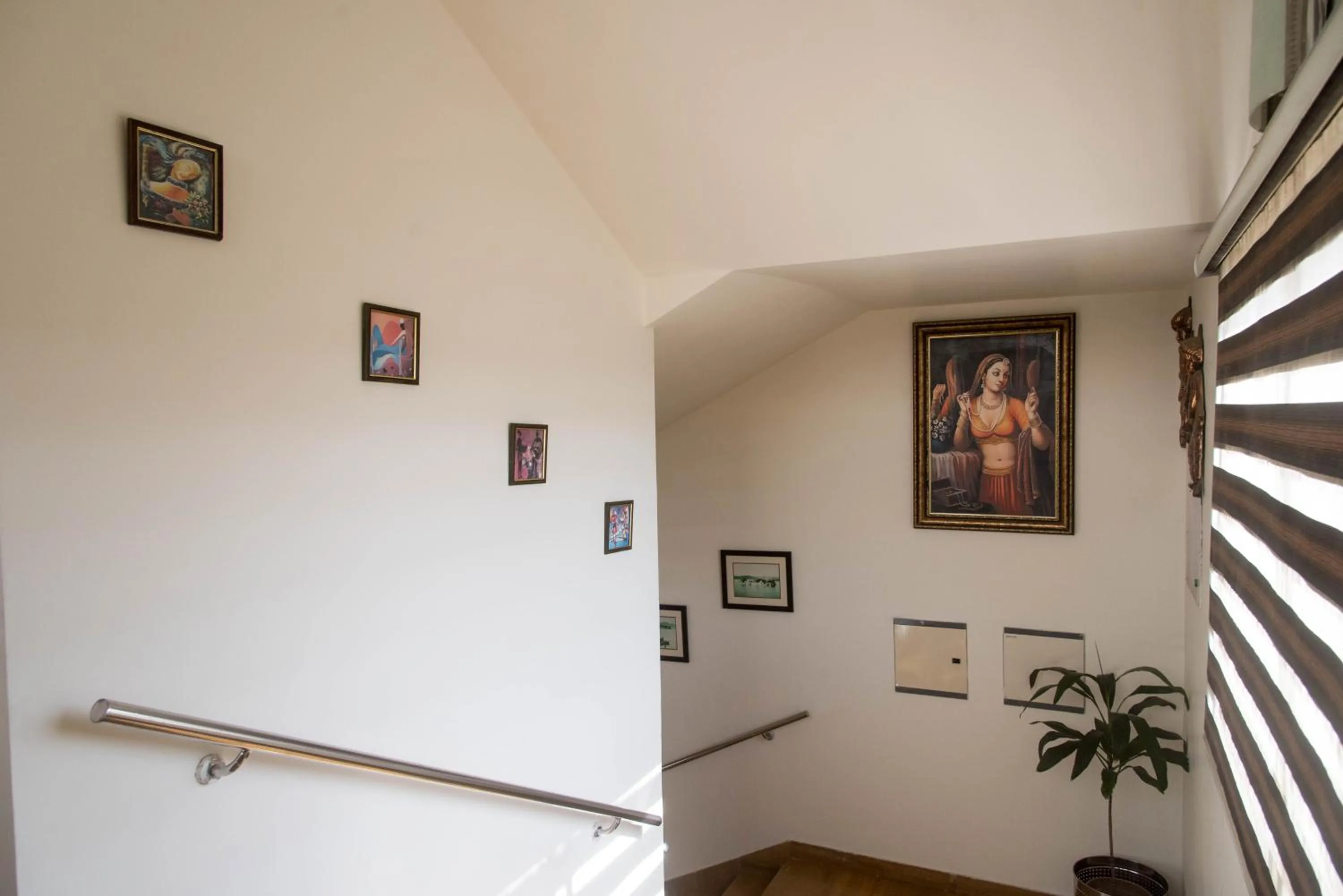 Lobby or reception in Raghu Mahal Hotel