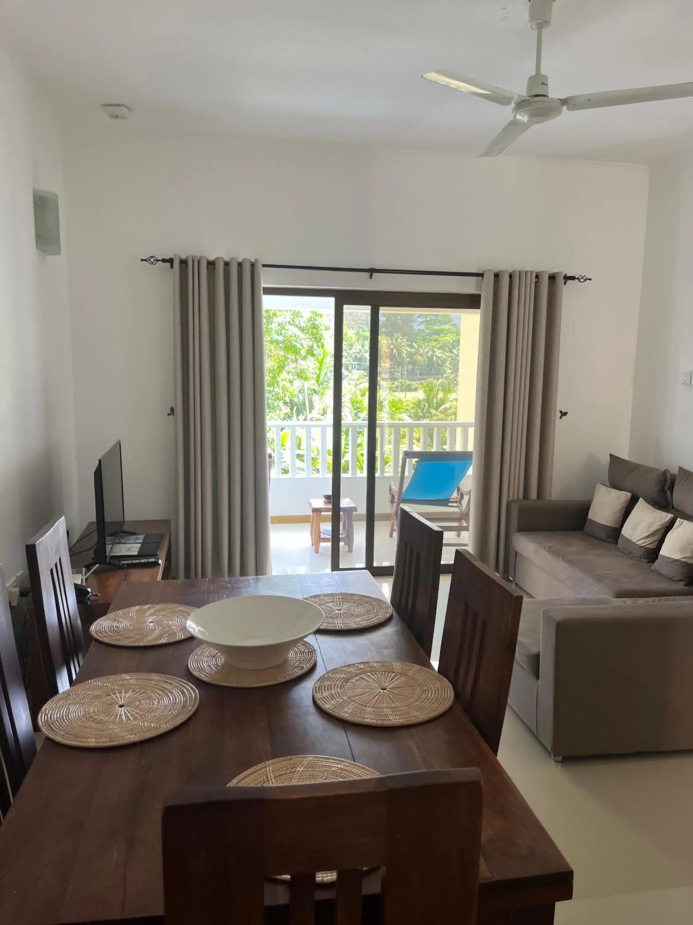 TV and multimedia in Kanasuk Self catering Apartments