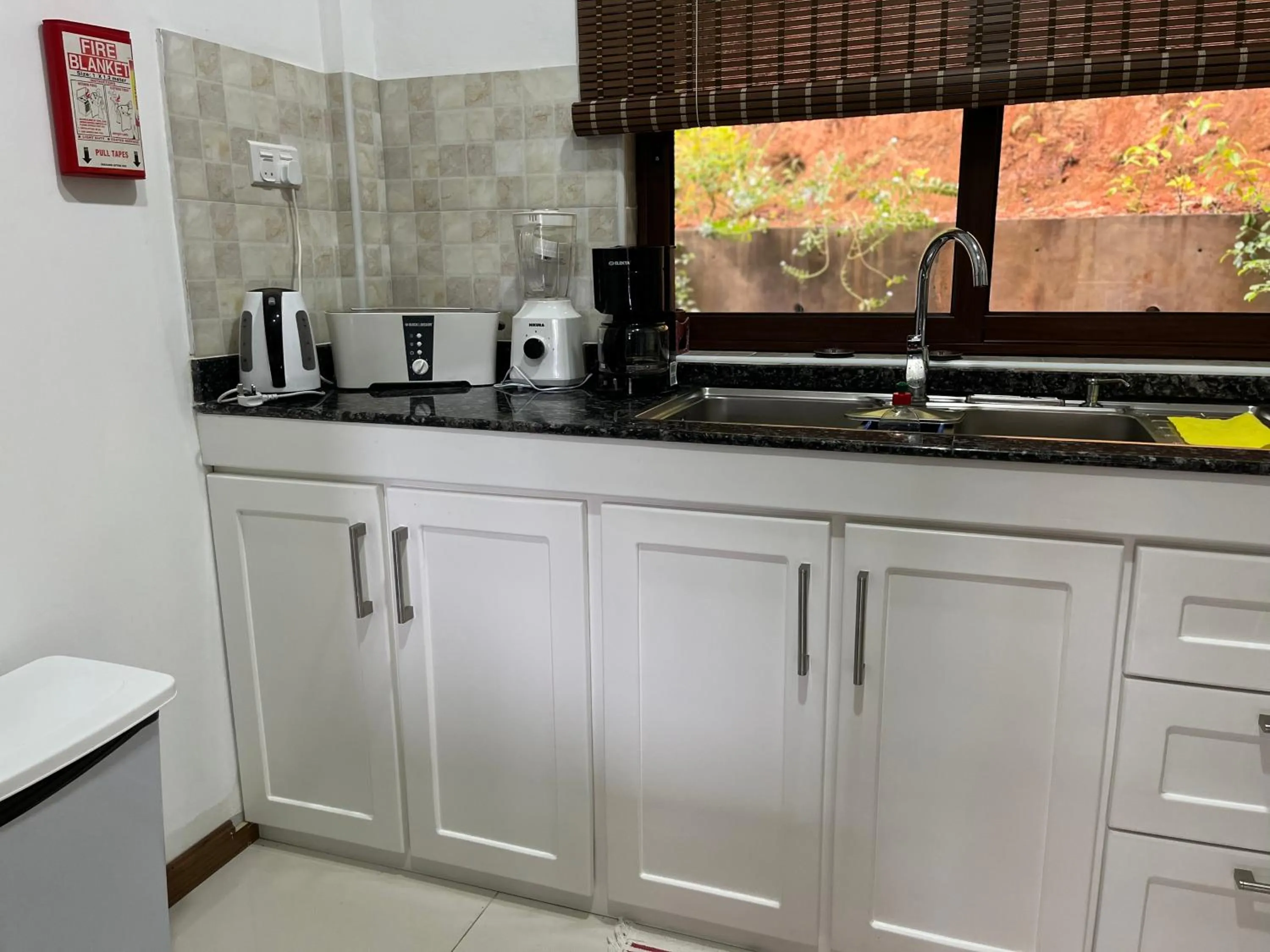 Kitchen or kitchenette in Kanasuk Self catering Apartments